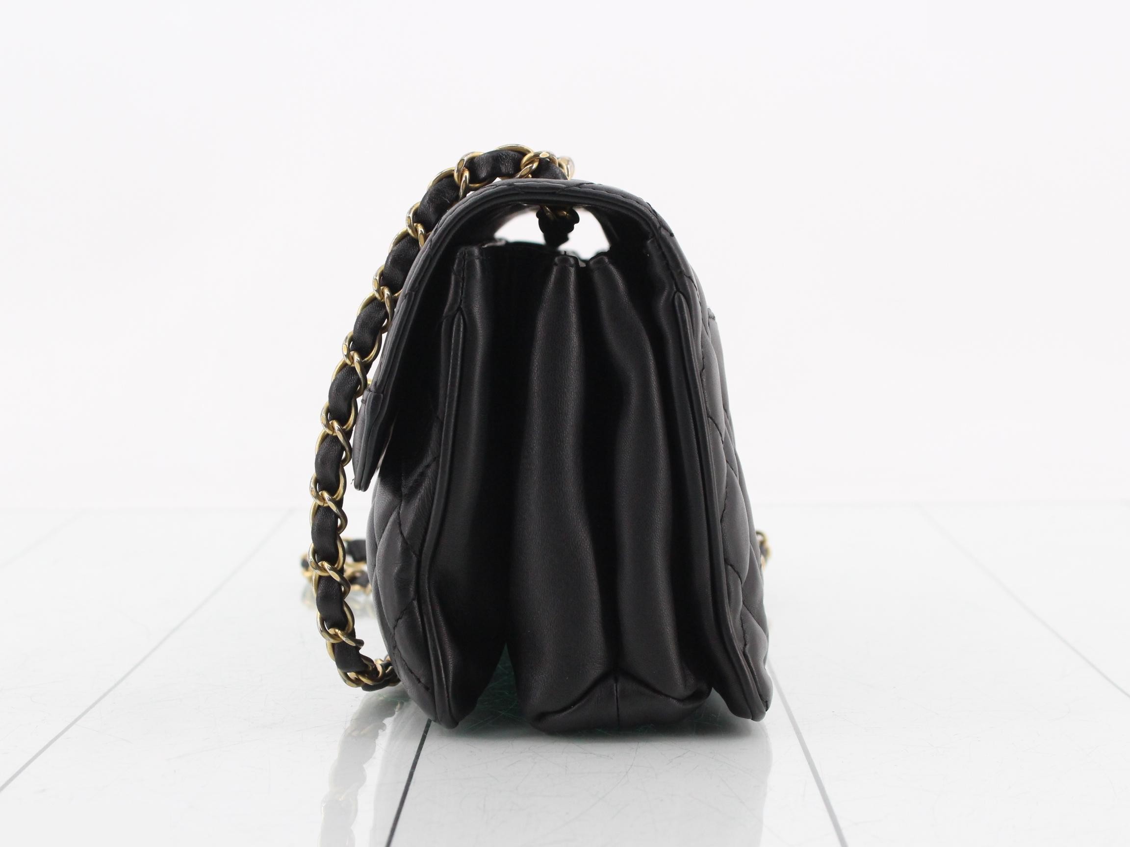 Matelassé (bag) - Shoulder bag — view 3
