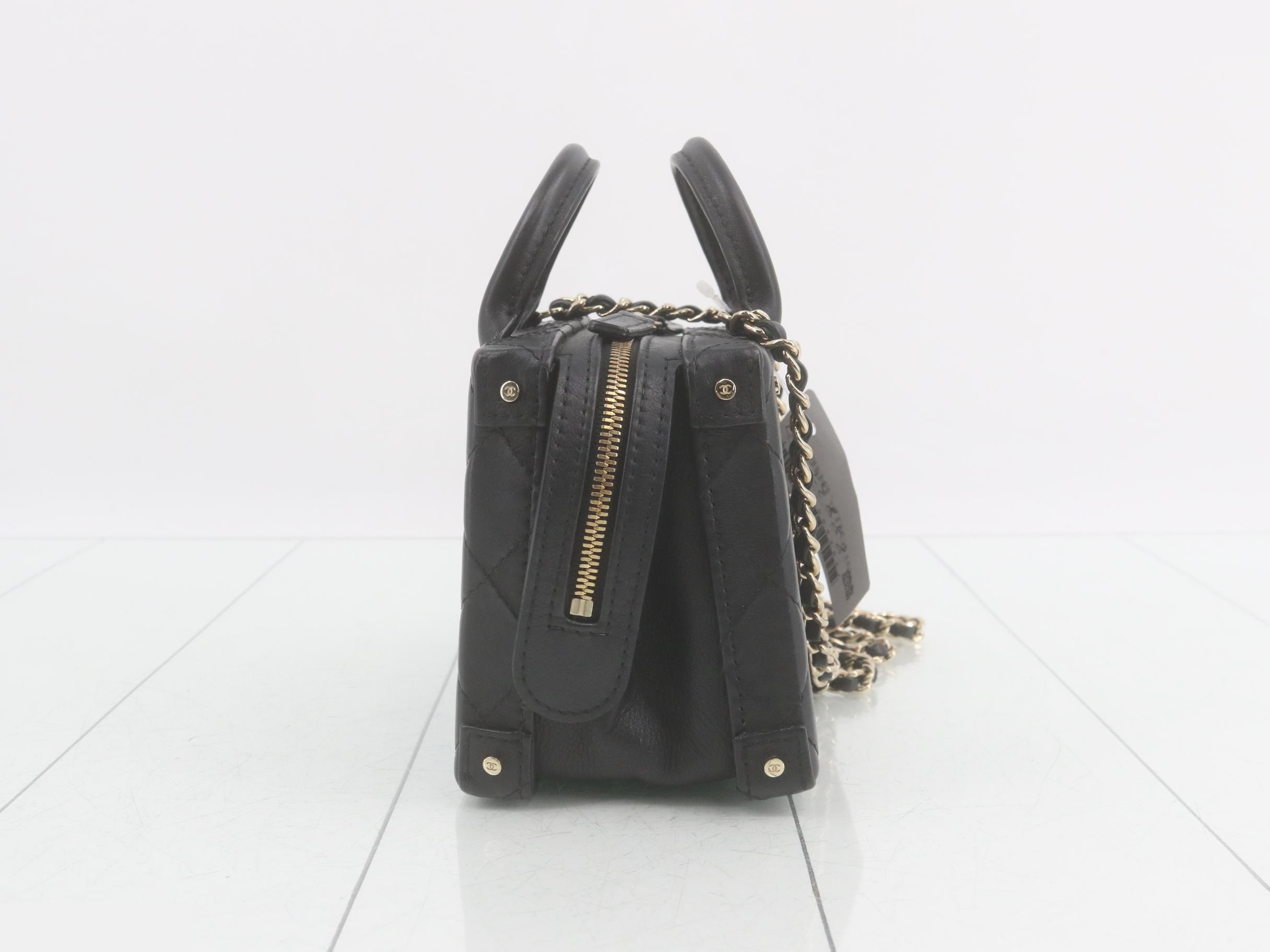 2-Way Top Handle Messenger Chain Shoulder Bag — view 4