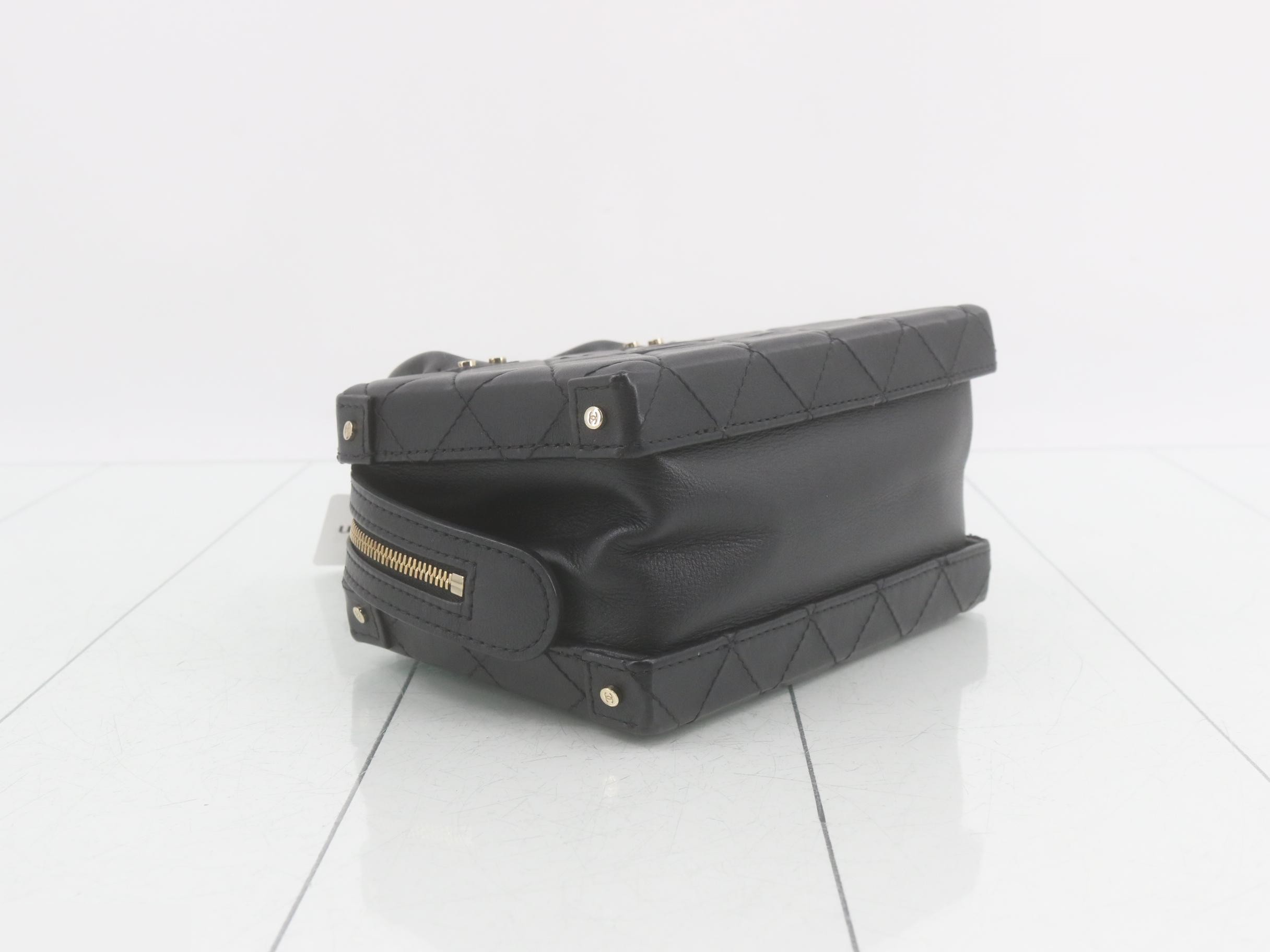 2-Way Top Handle Messenger Chain Shoulder Bag — view 5