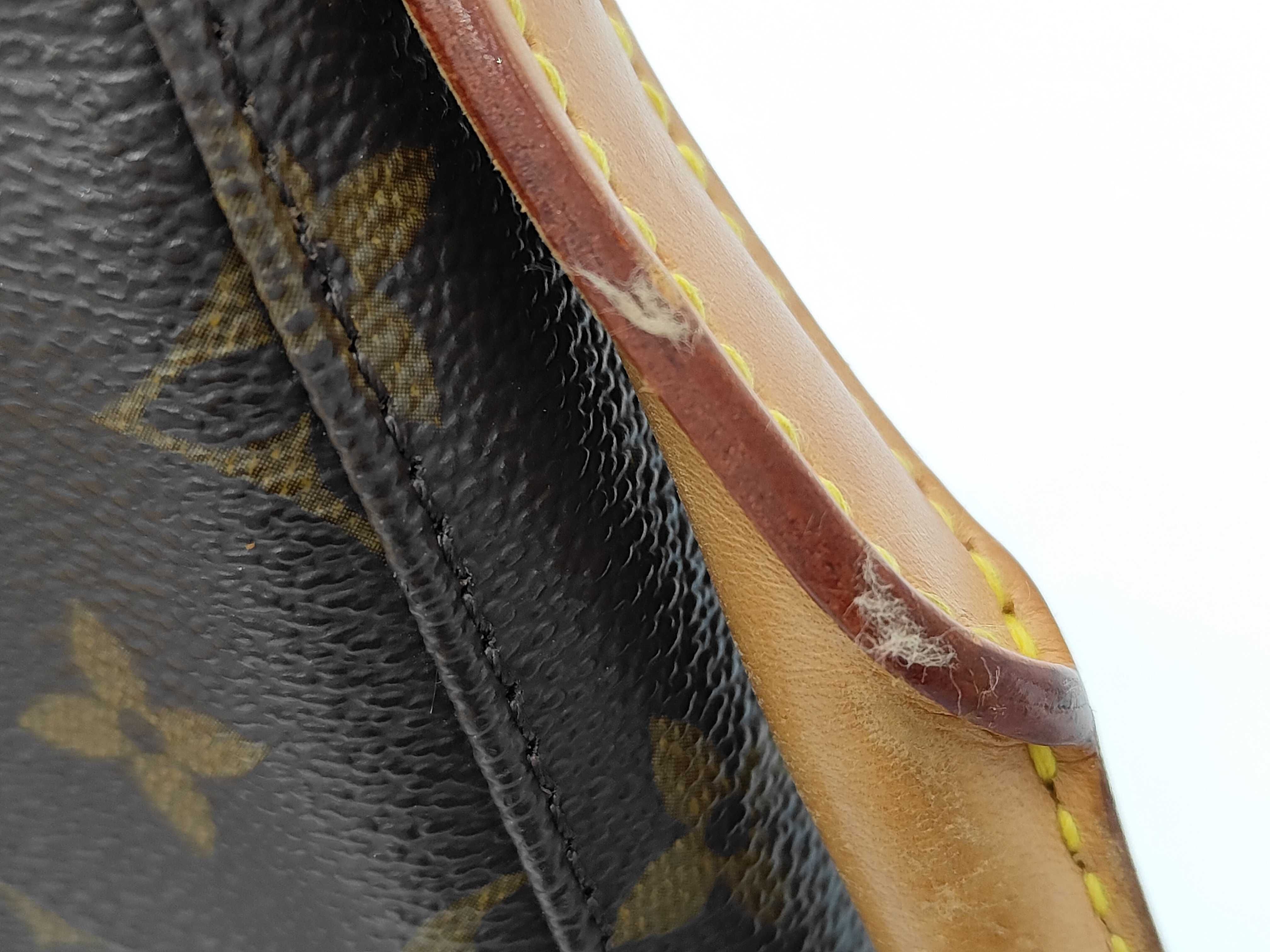 Monogram Looping MM Shoulder Bag — view 11