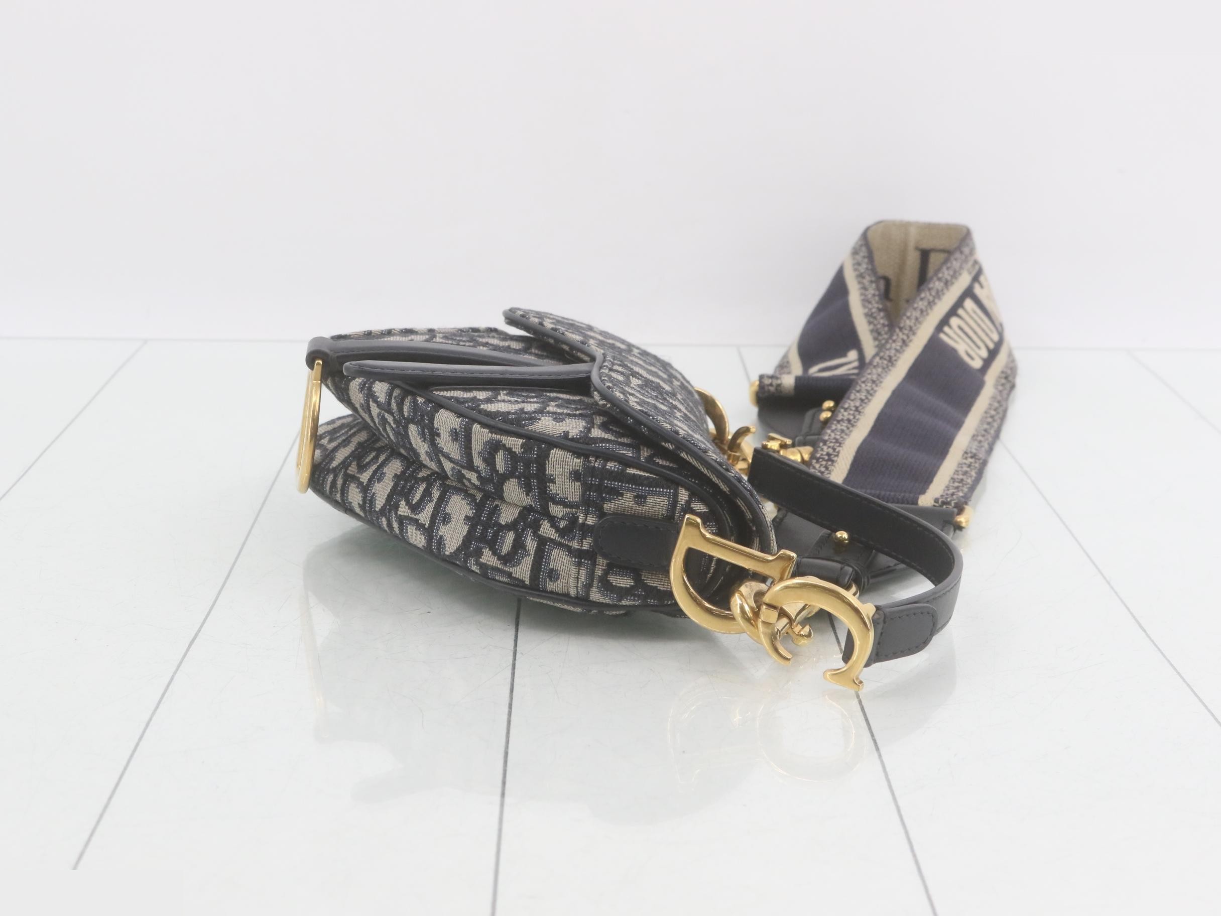 Saddle Trotter Navy Shoulder Bag — view 3