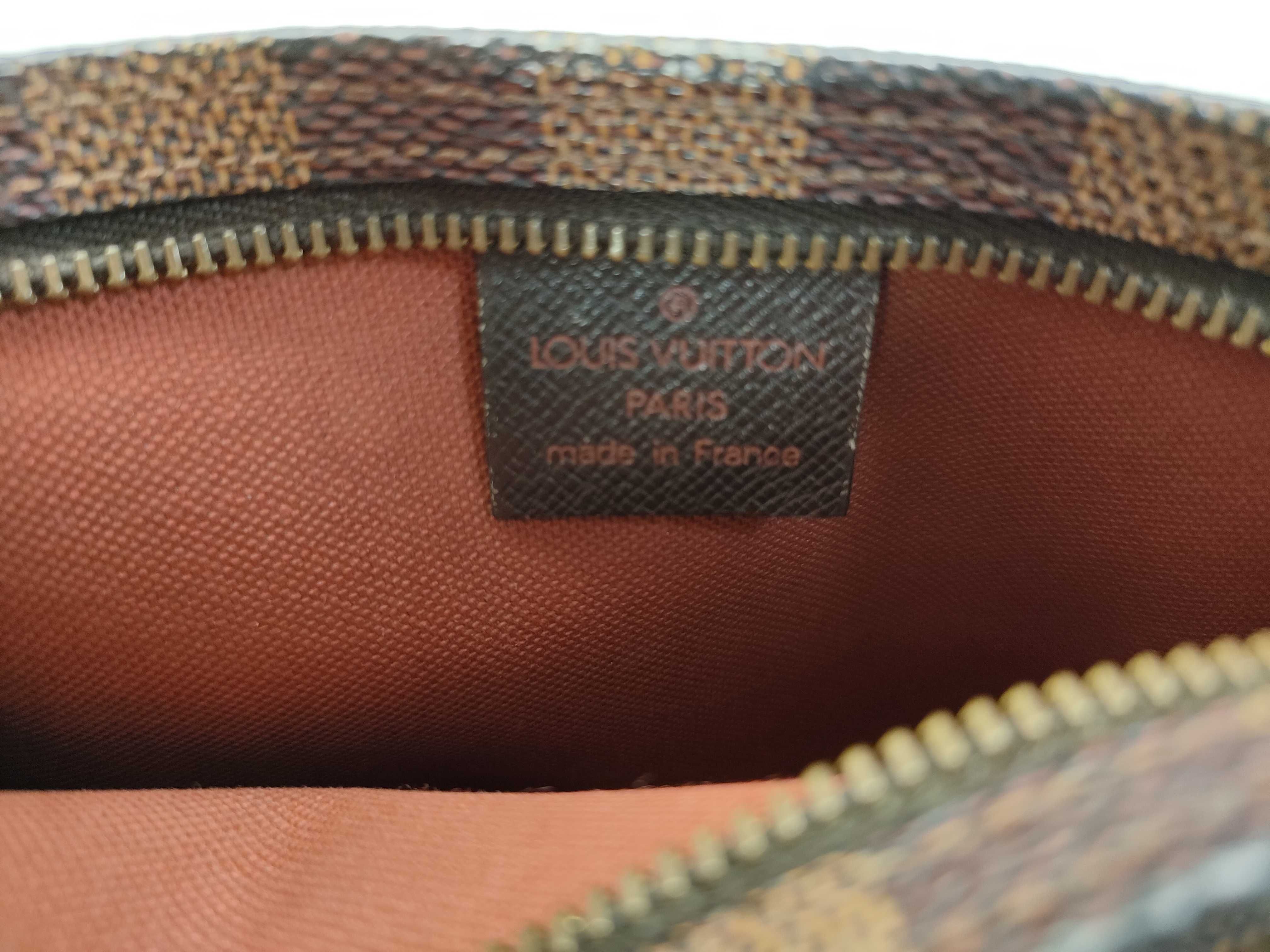 Damier Trouse Makeup Pouch — view 11