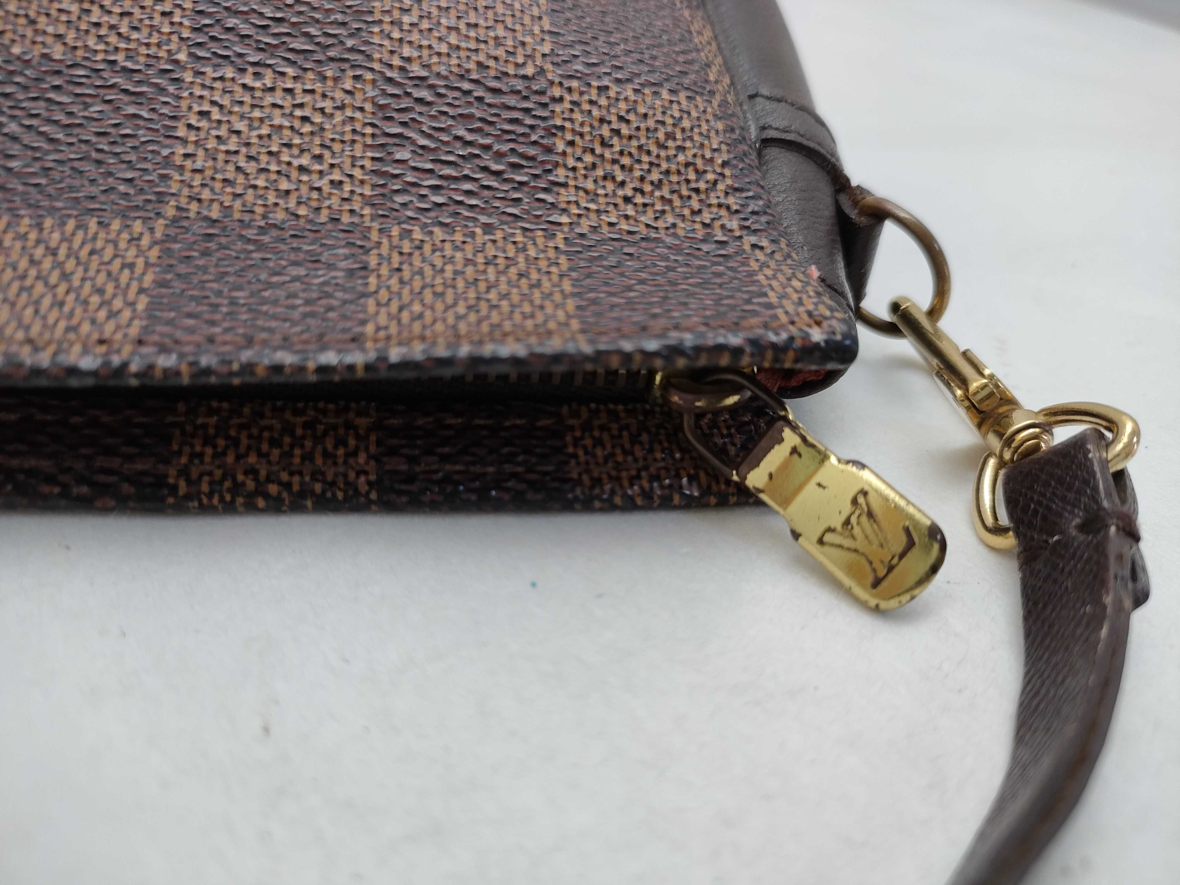 Damier Trouse Makeup Pouch — view 7