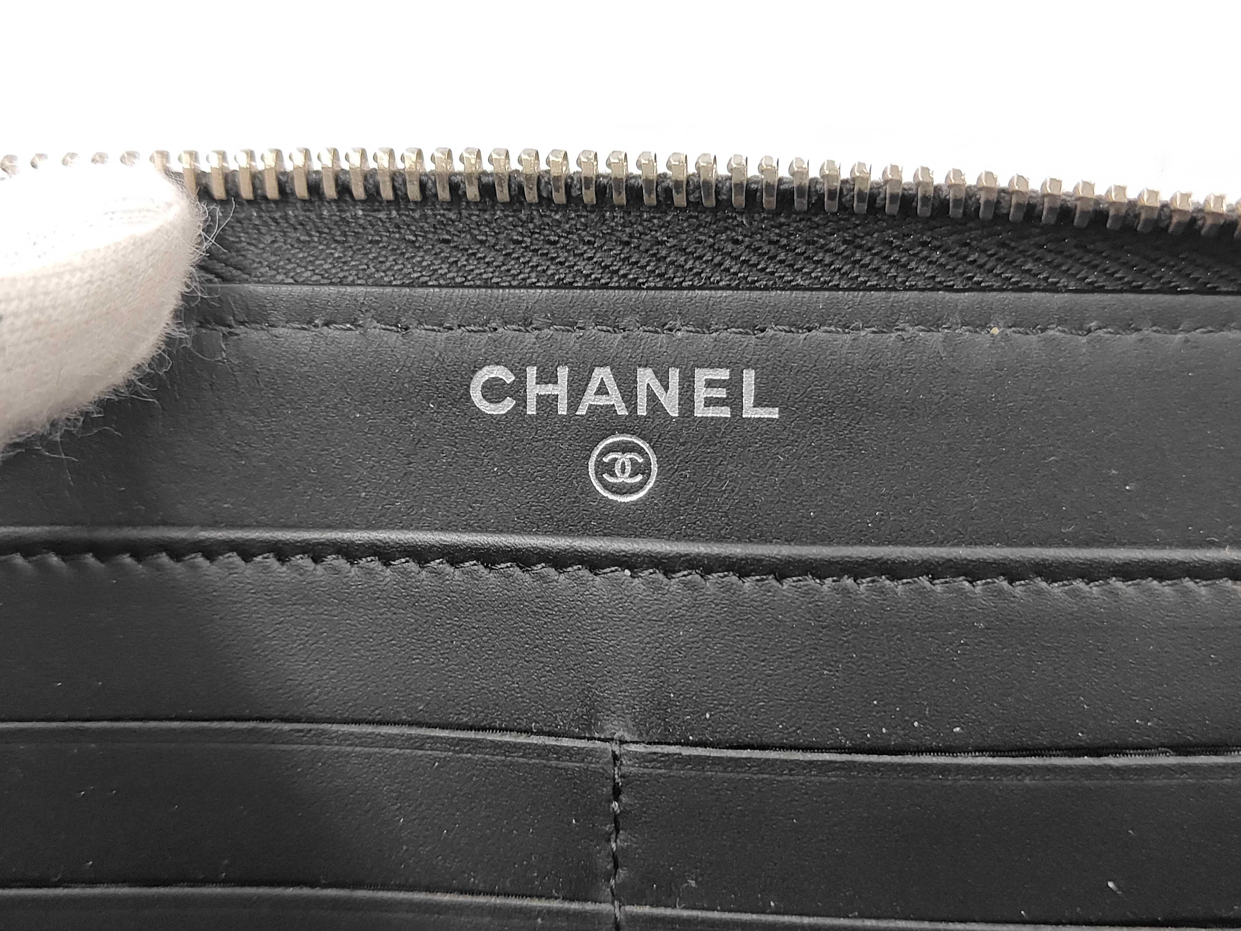wallet — view 10