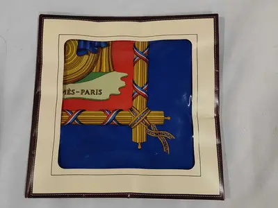 Carre LIBERTE EGALITE FRATERNITE REPUBLIQUE FRANCAISE Other accessories