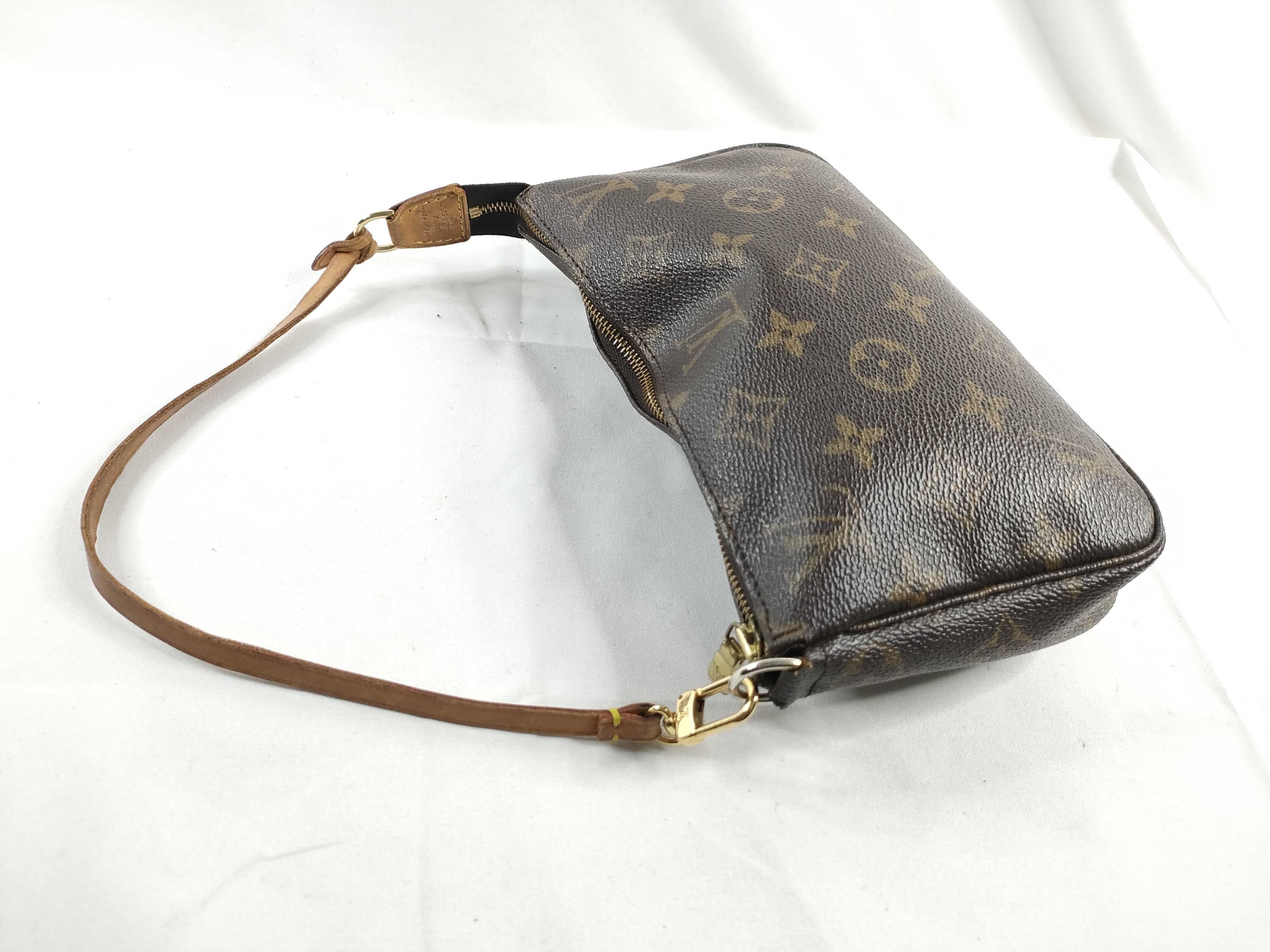 Monogram Pochette Accessoires CA0050 Handbag — view 6