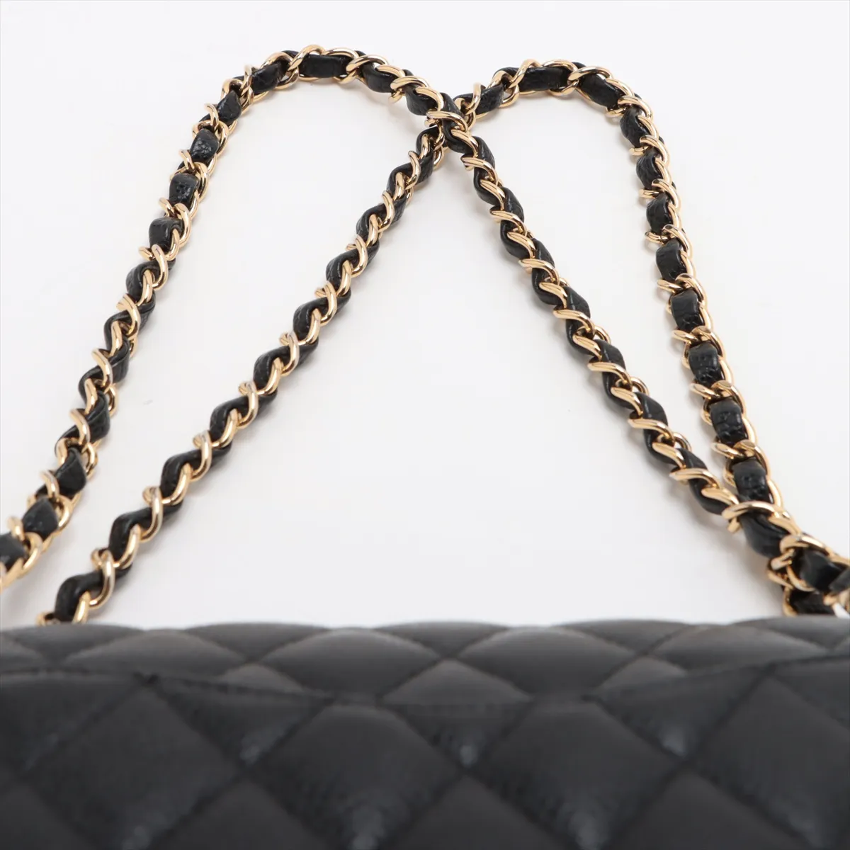 [Individually wrapped] Chanel Matelasse 25 caviar skin double flap double chain bag black gold hardware 26052533 26th series A01112 — view 6