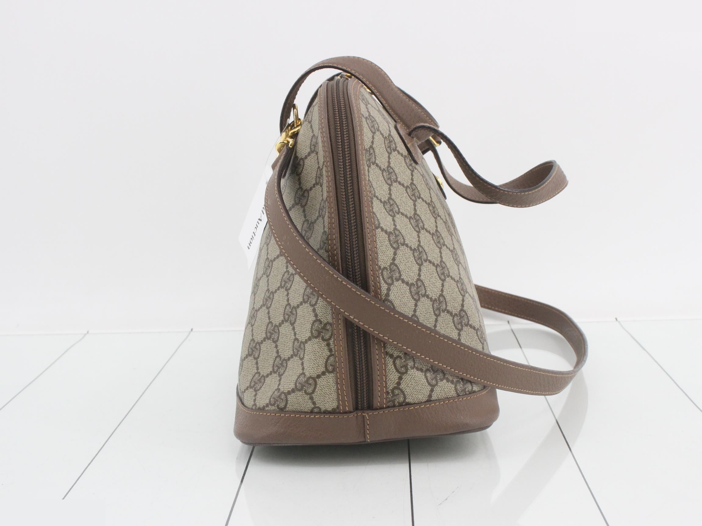 GG Supreme 2-way Shoulder Handbag — view 4