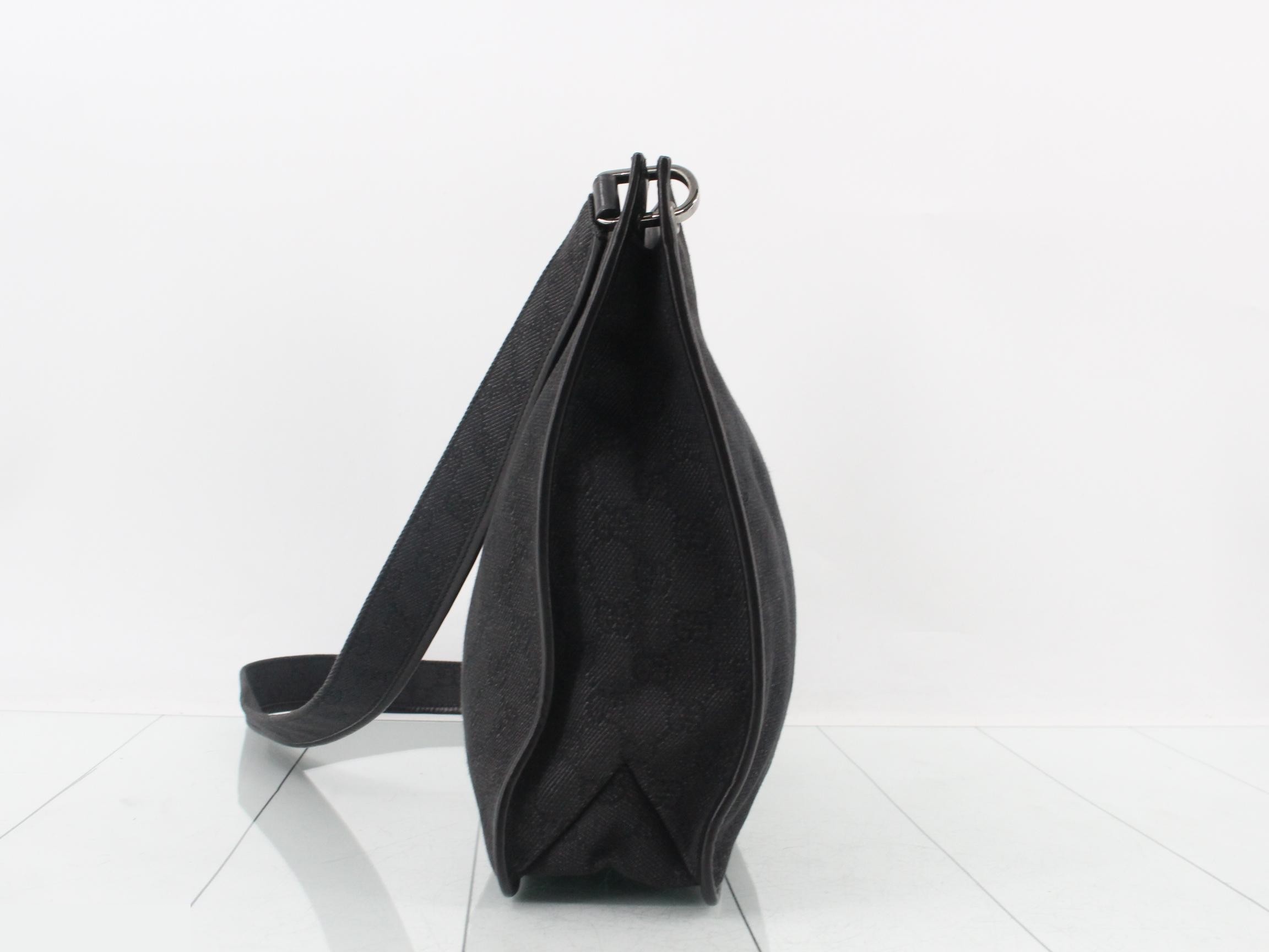 GG Canvas (Bag) - Shoulder Bag — view 3