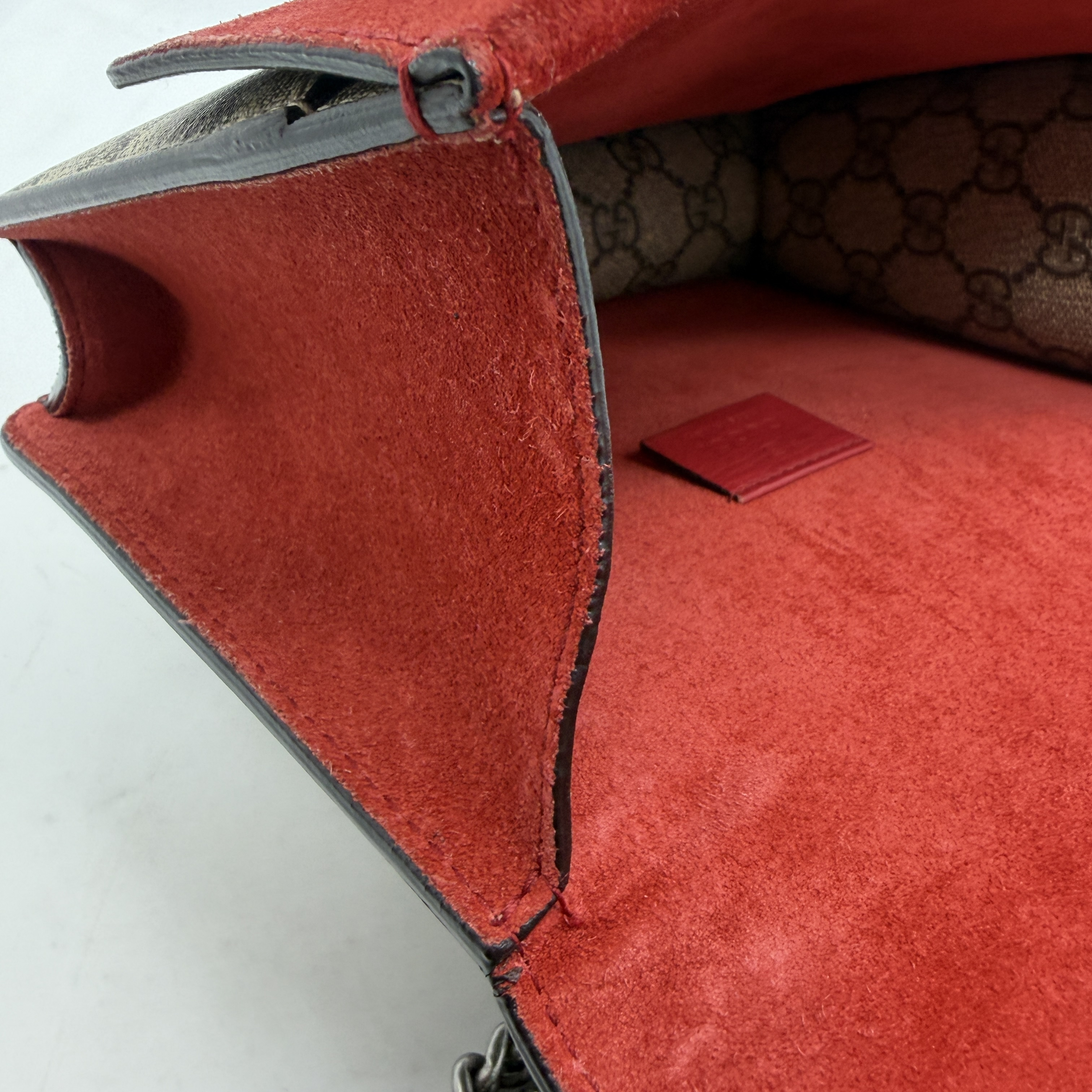 GG Supreme Dionysus Chain Shoulder Bag — view 11