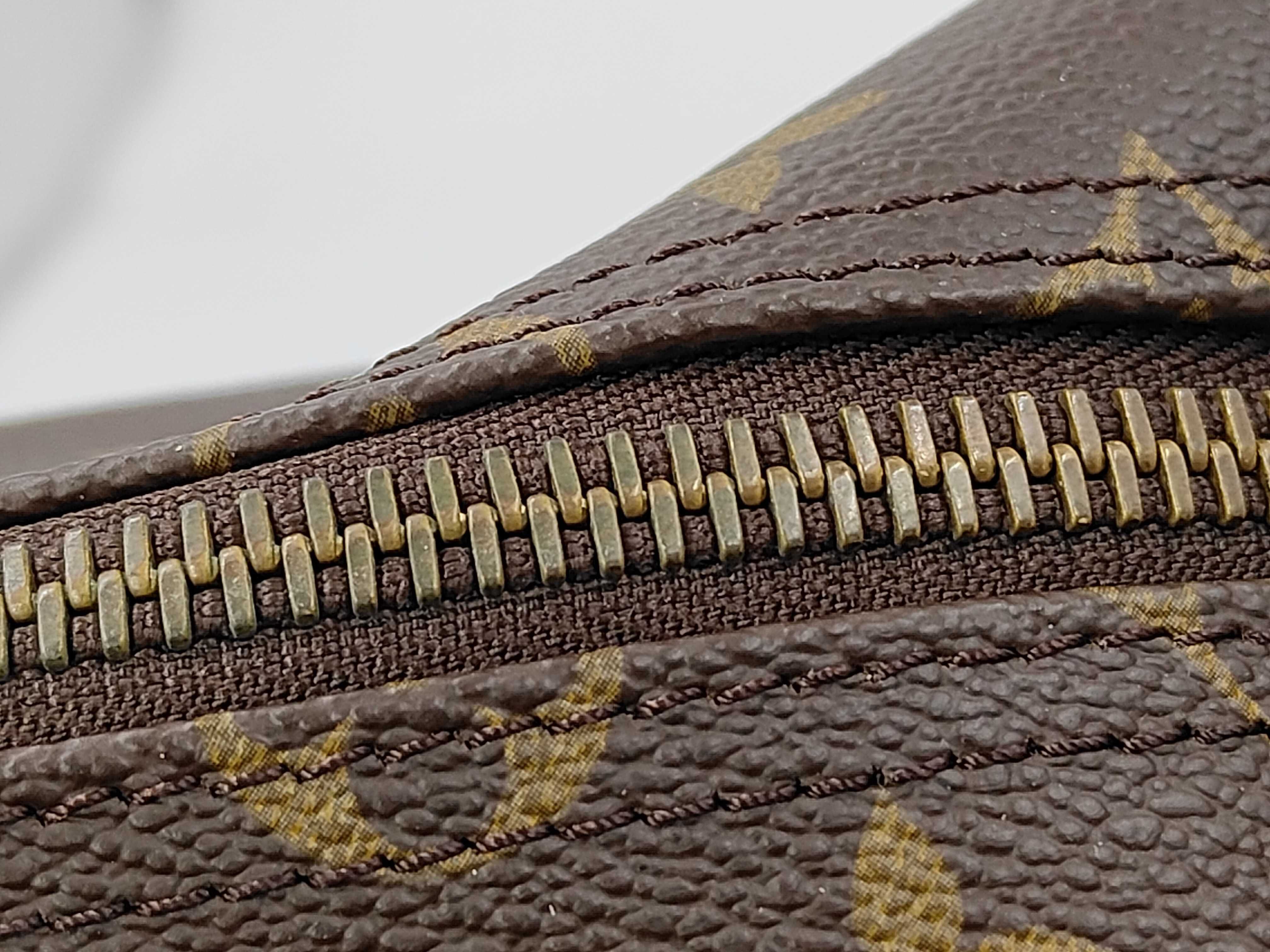Monogram LV Keepall Boston Bag — view 10