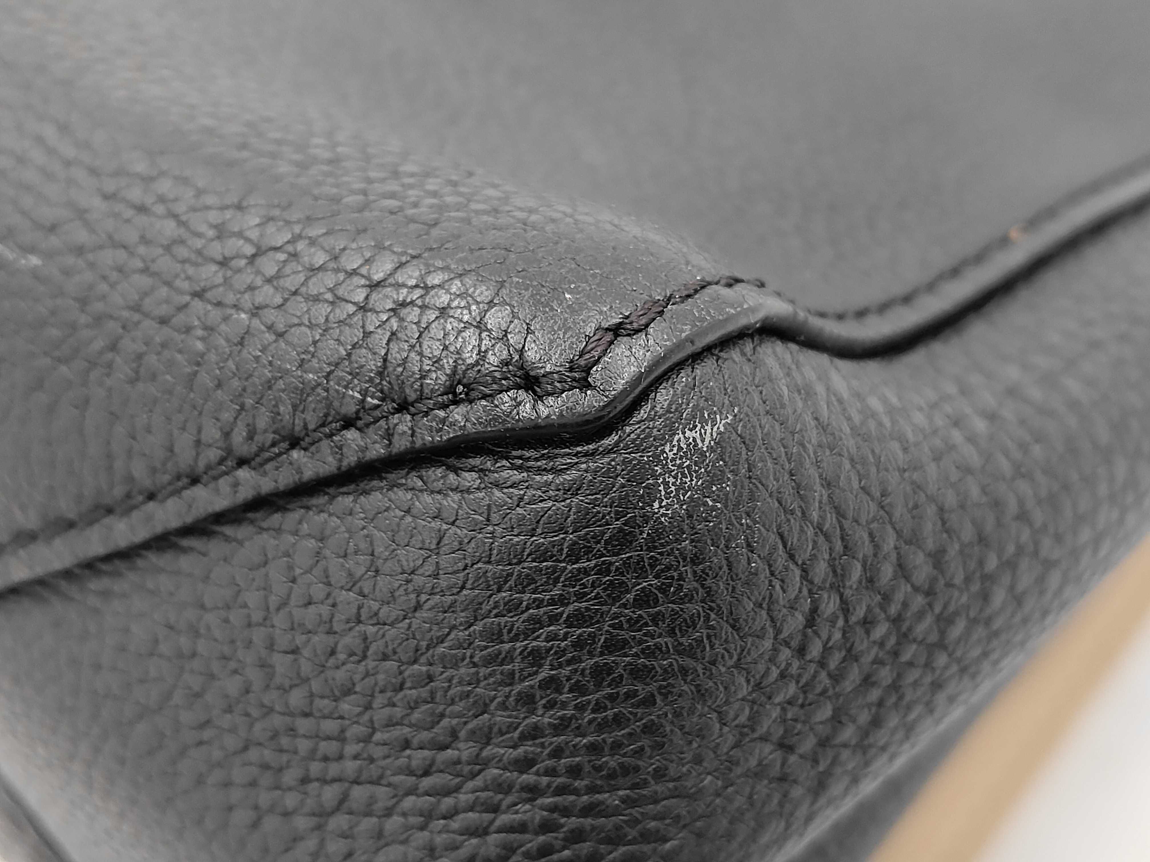 Lockme 2 Shoulder Bag — view 7