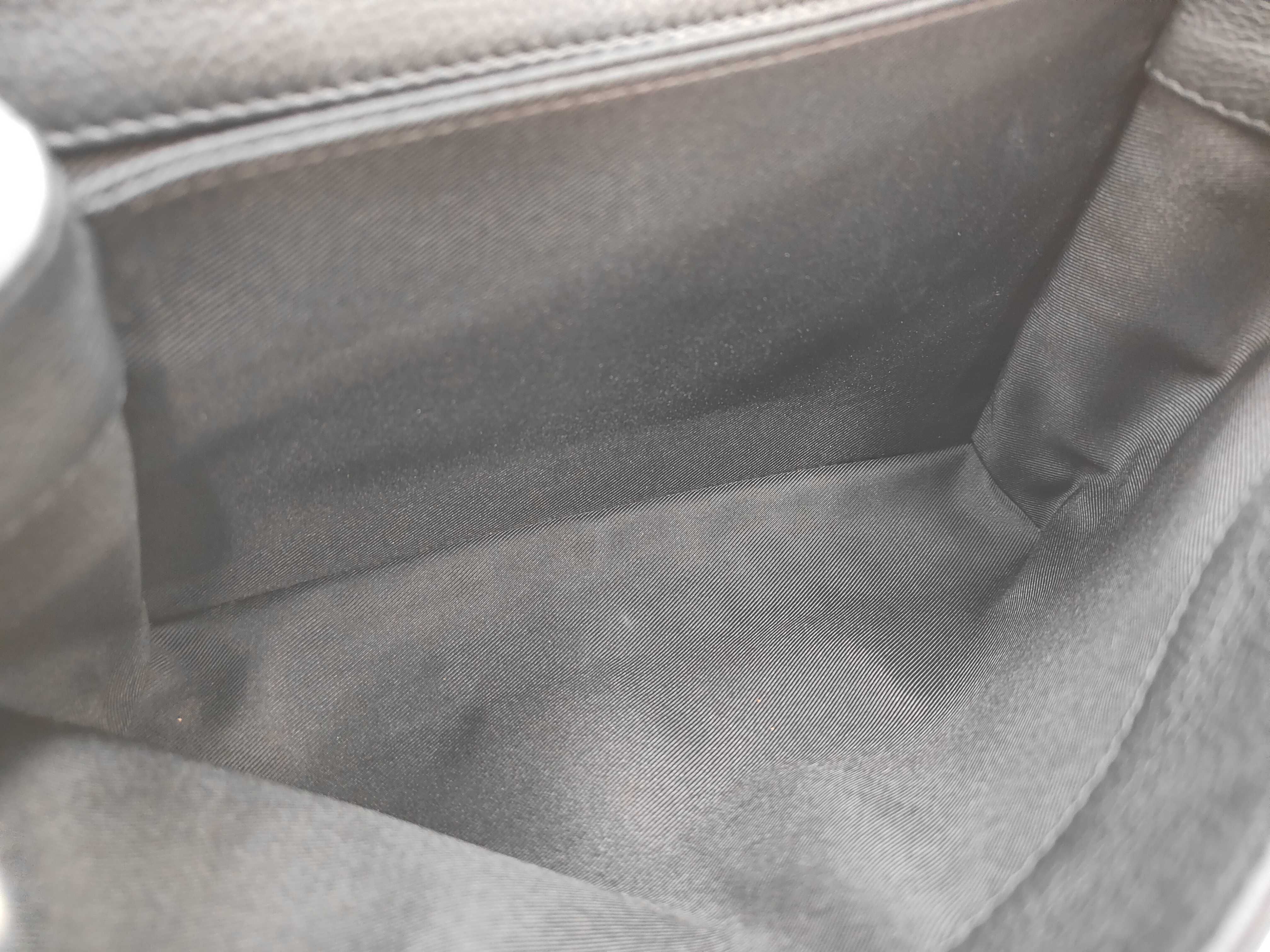 Lockme 2 Shoulder Bag — view 9