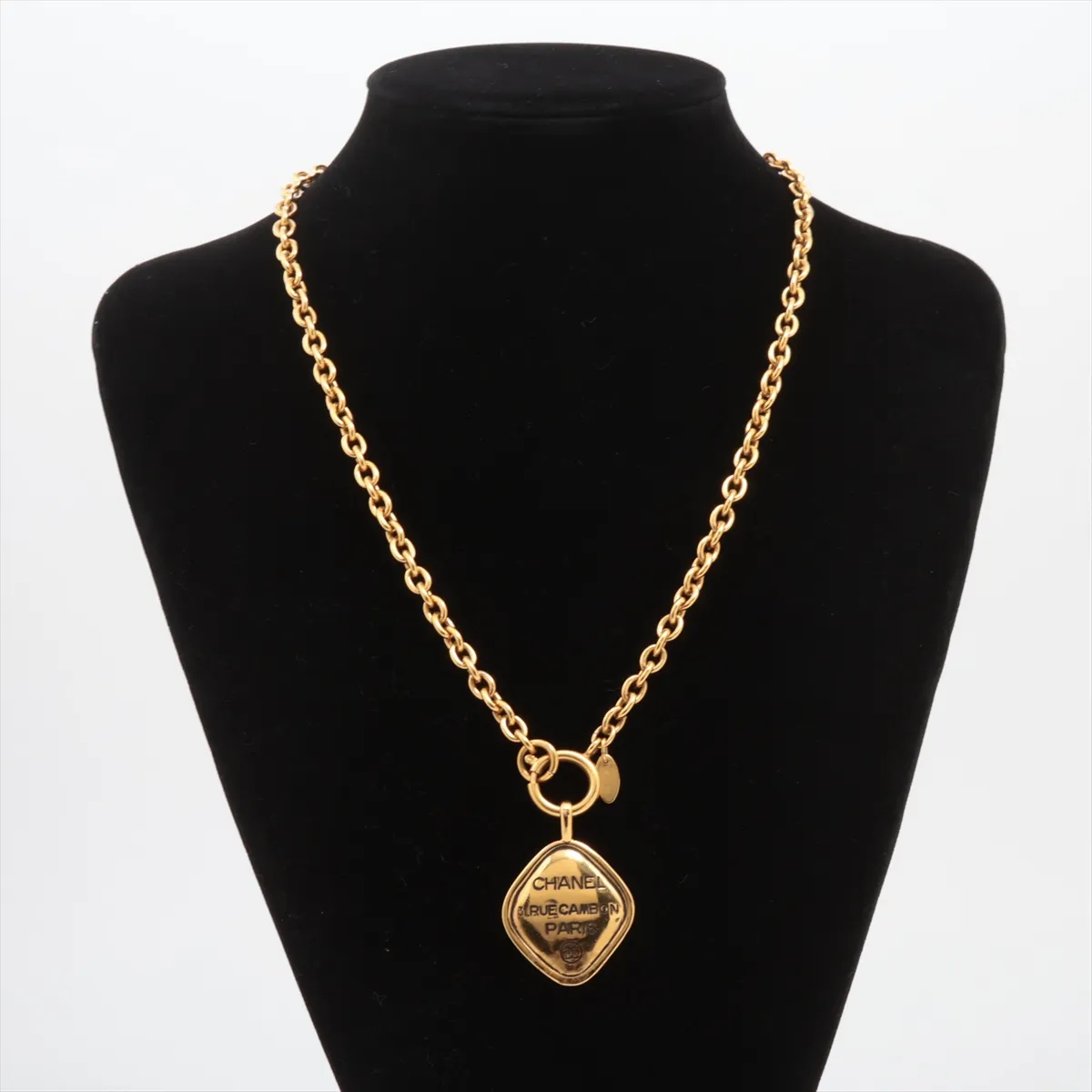 31 RUE CAMBON Necklace, GP Gold. Shows — view 5