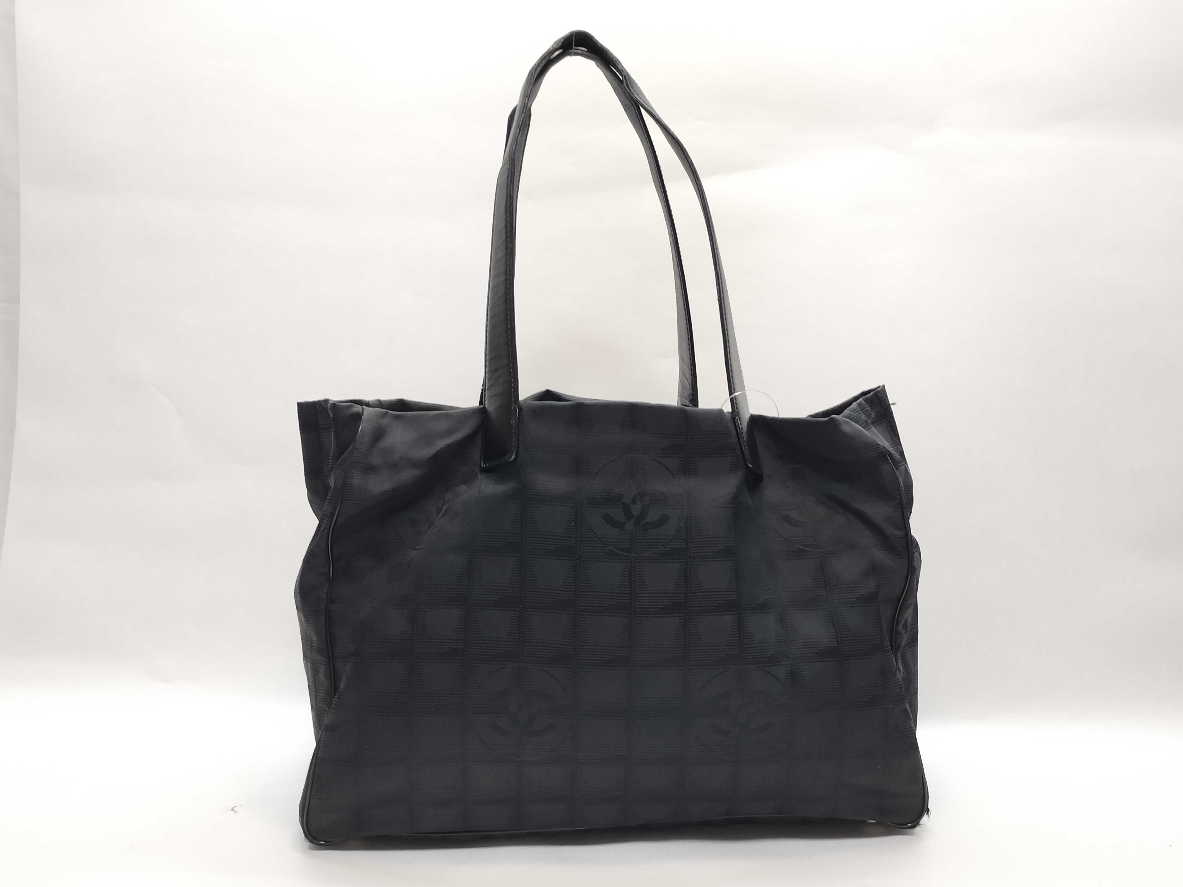New Travel Line Tote Bag