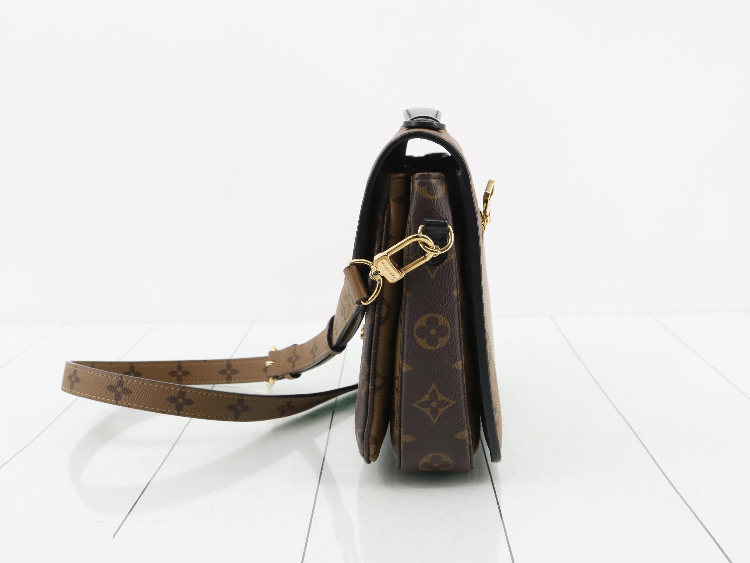 Pochette Metis MM 2-Way Shoulder/Handbag — view 3