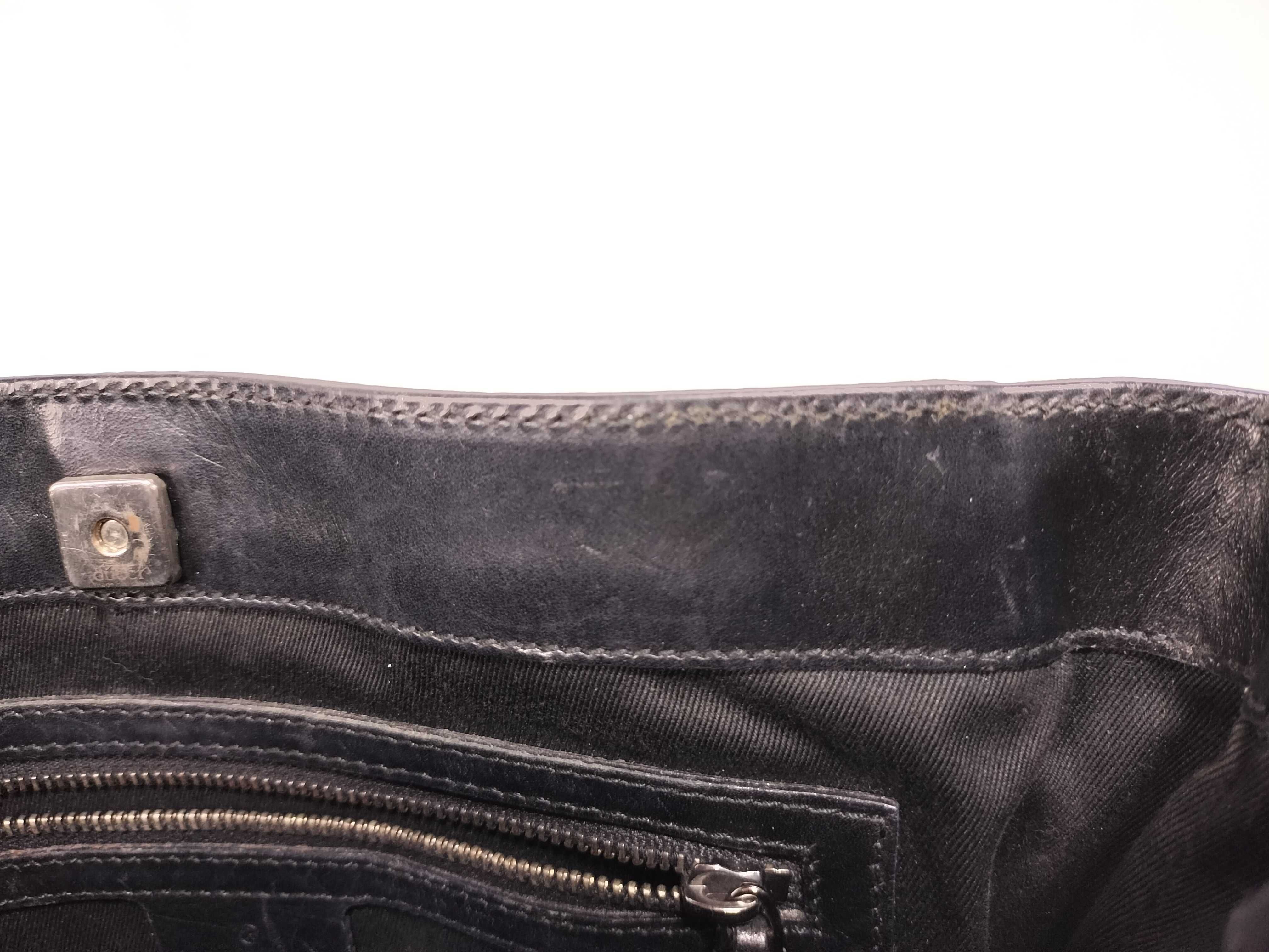 GG Canvas Shoulder Bag — view 12