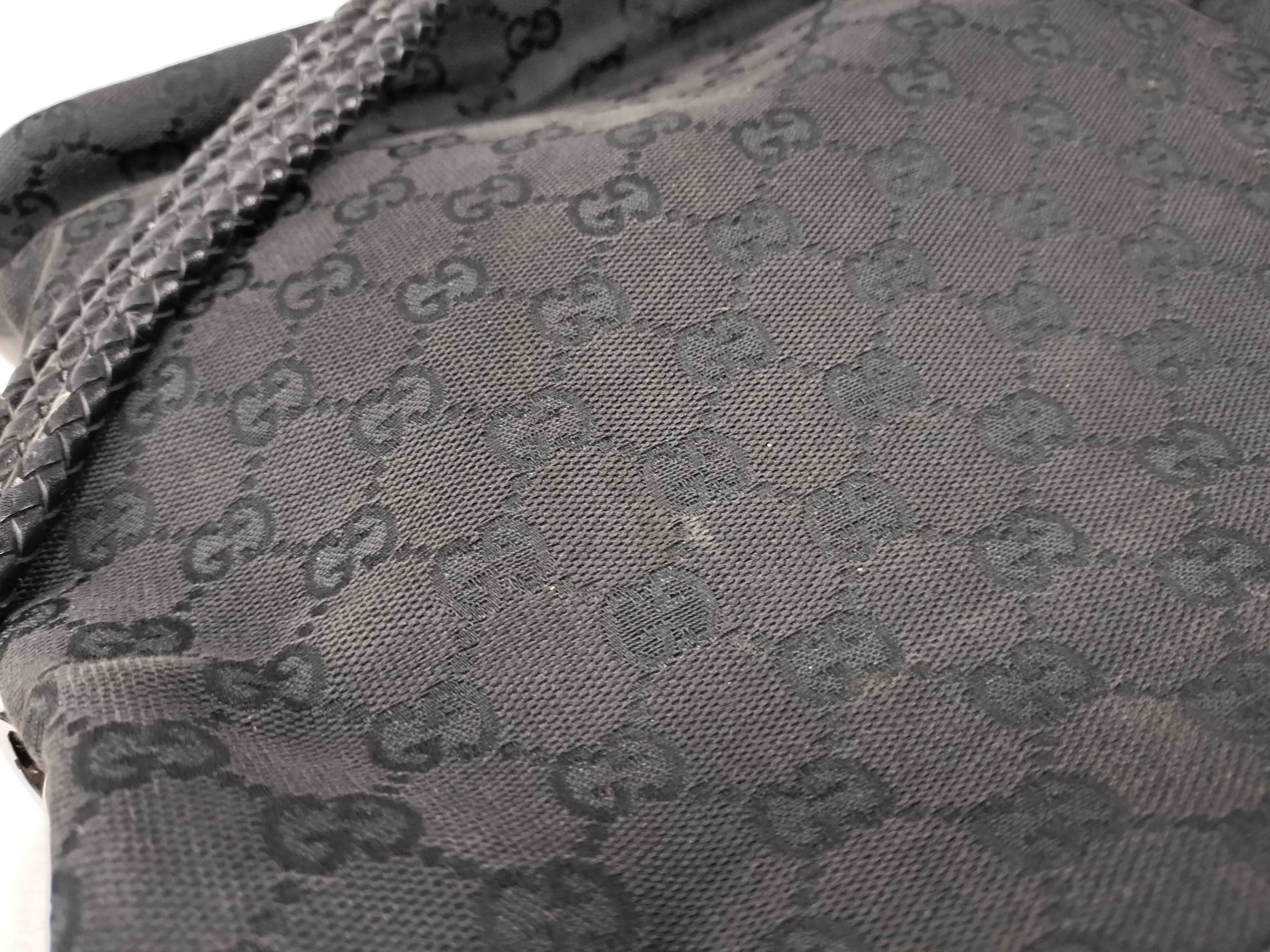 GG Canvas Shoulder Bag — view 14