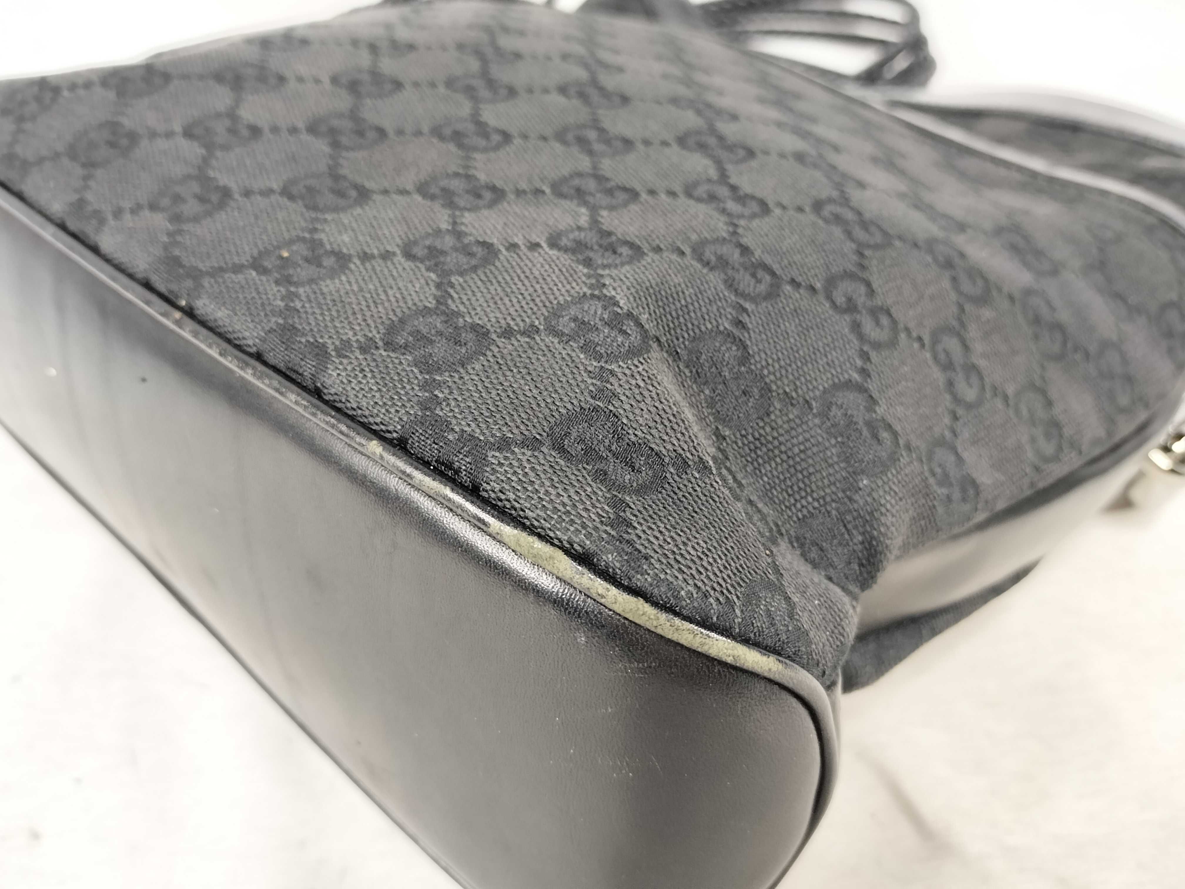 GG Canvas Shoulder Bag — view 6