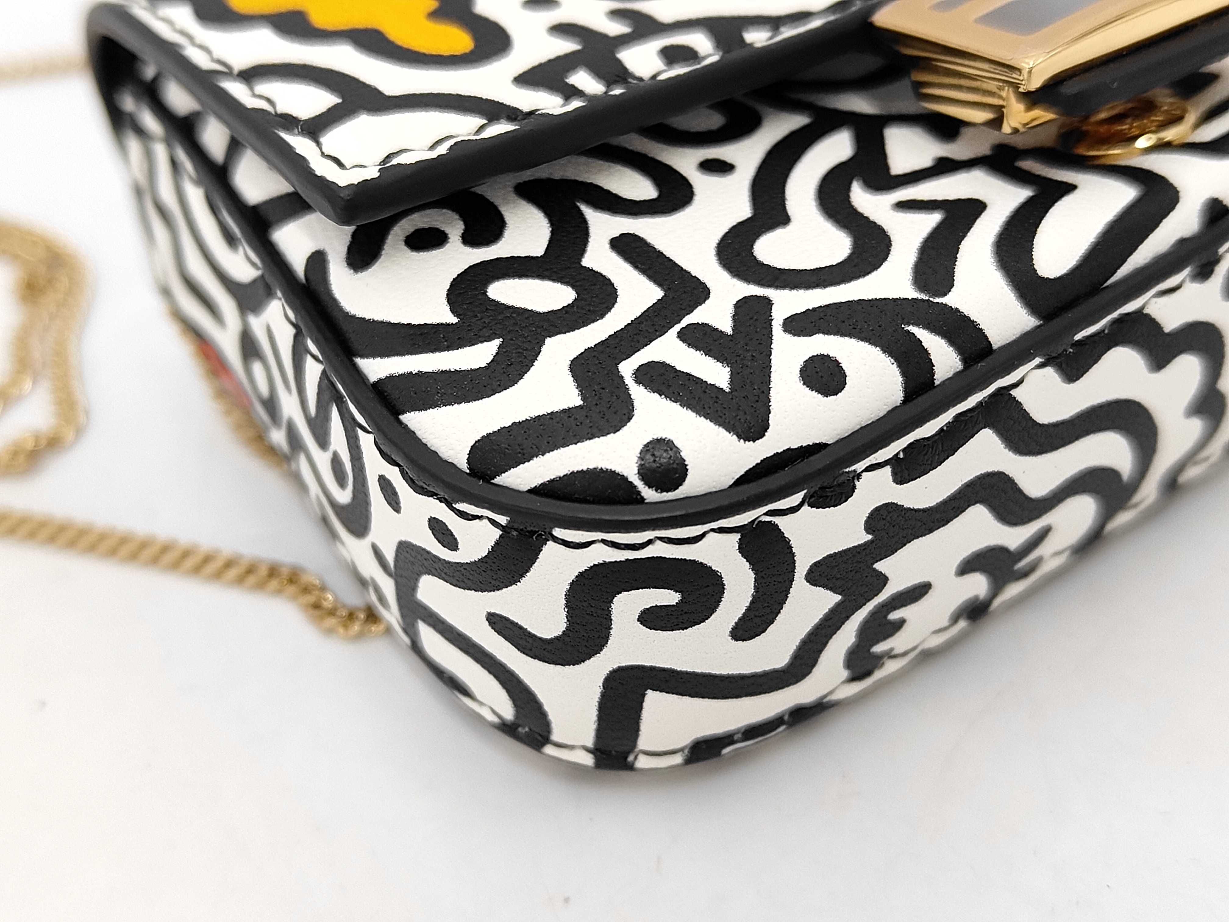 Chain Shoulder Bag — view 7