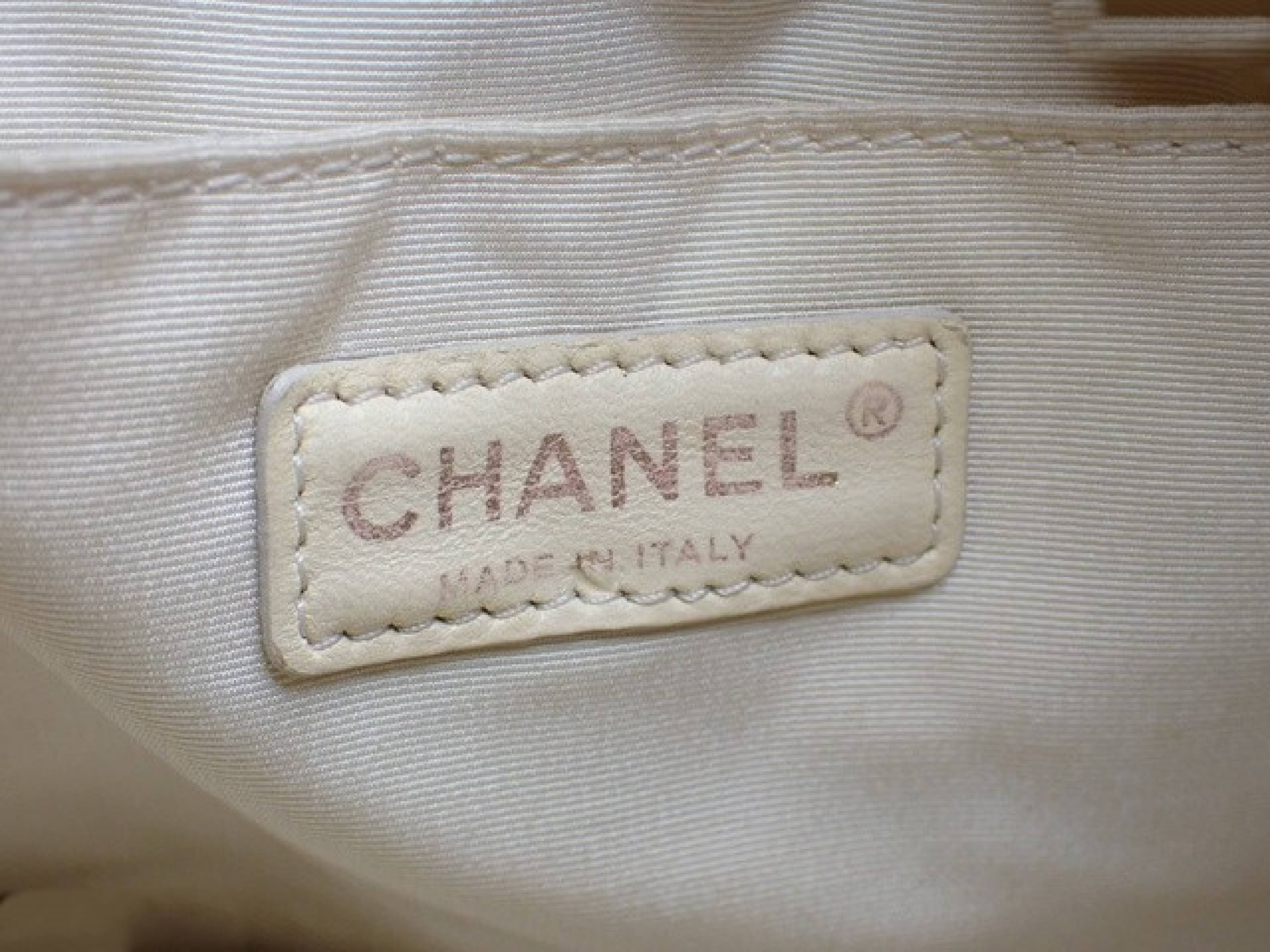 Matelassé 2.55 Canvas Shoulder Bag (with seal, serial number in the 12s) — view 9