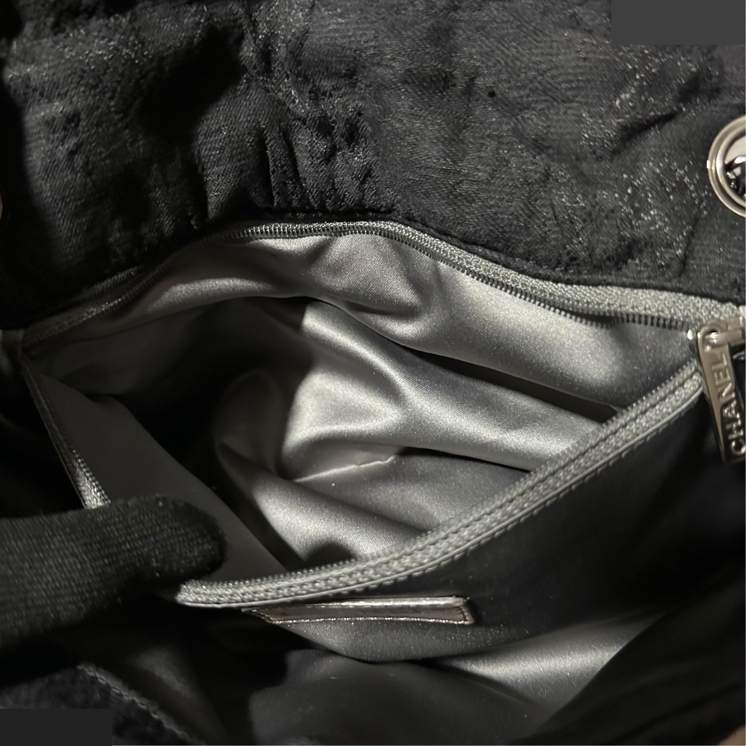 Matelassé coated canvas, Coco Mark, double chain — view 11