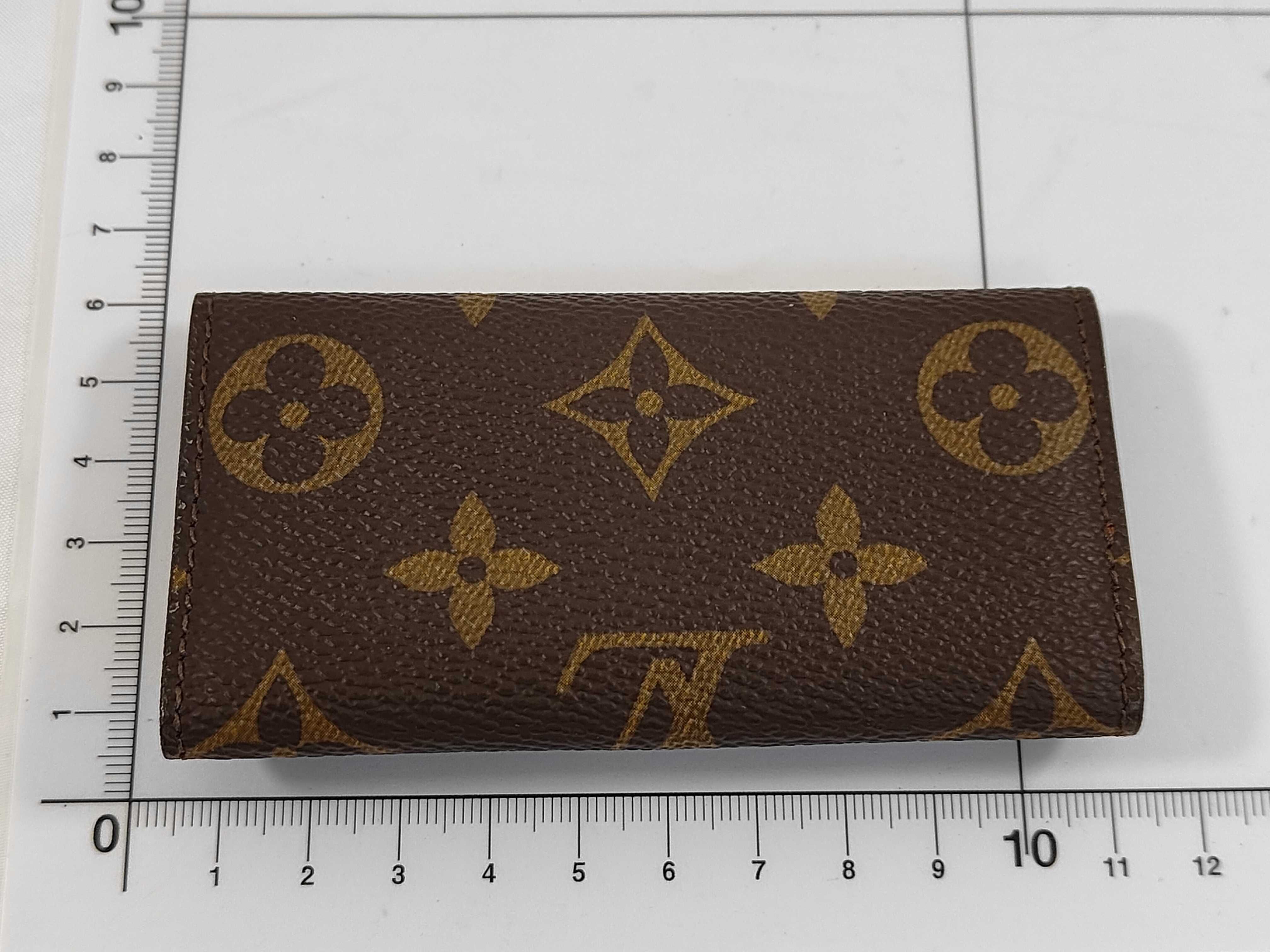 Monogram M62631 Multicles 4 Key Case — view 2