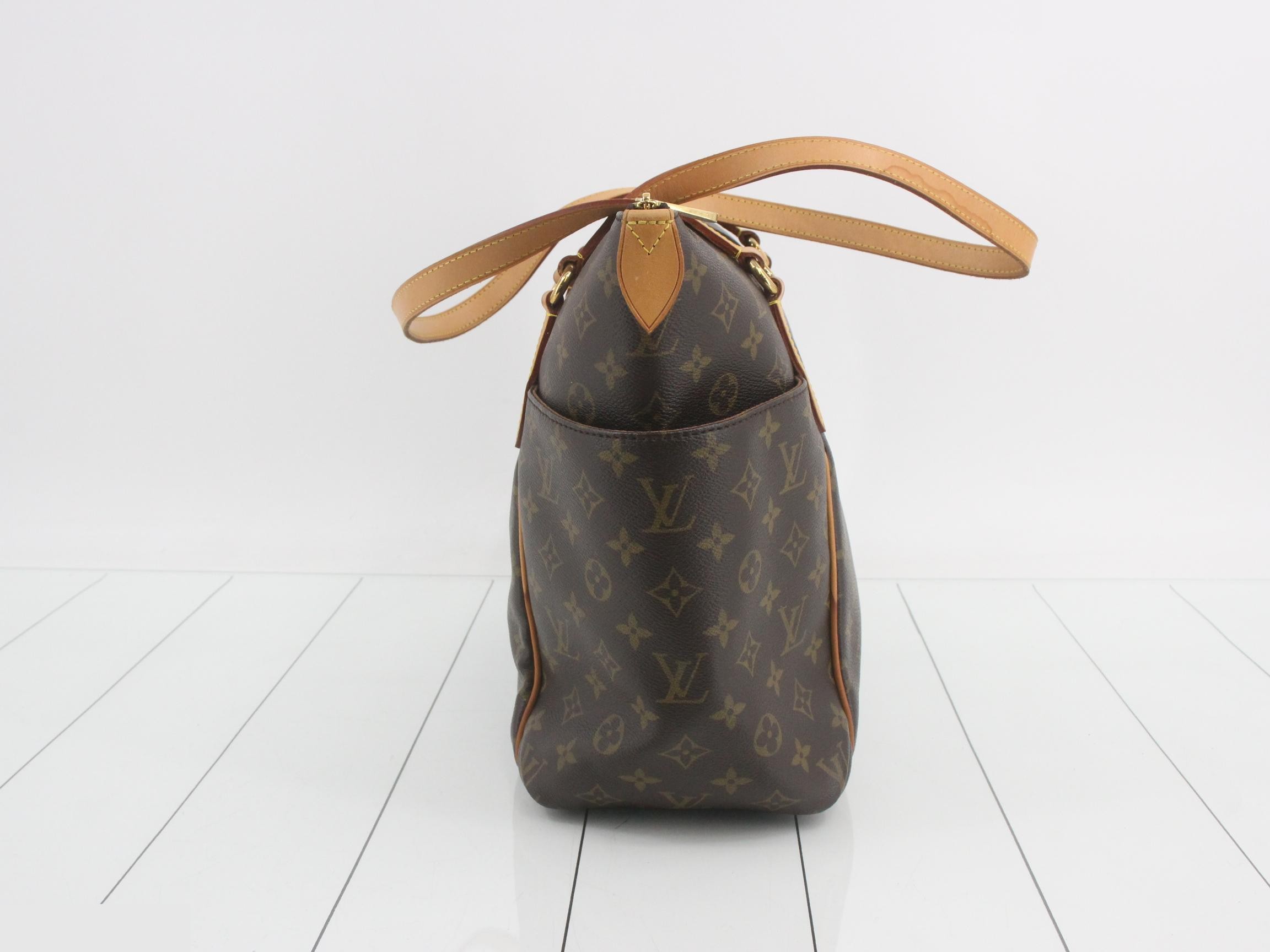 Monogram Totally MM Tote Bag — view 4