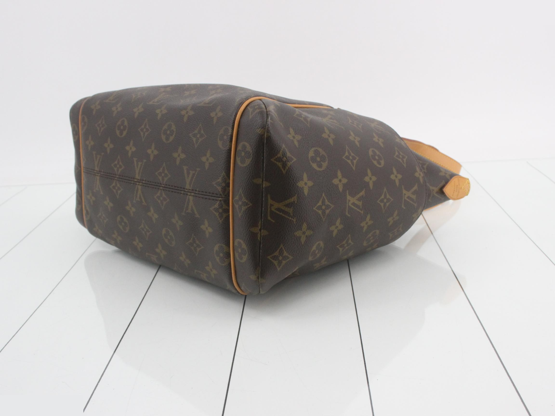 Monogram Totally MM Tote Bag — view 6