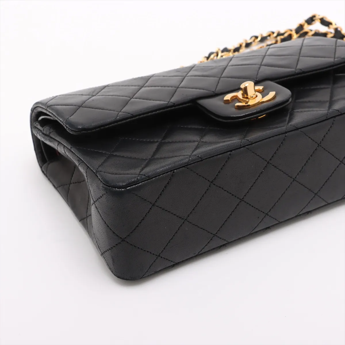 Matelasse 23 Lambskin Double Flap Double Chain Bag Black Gold Hardware 0511548 Series 0 A01113 — view 4