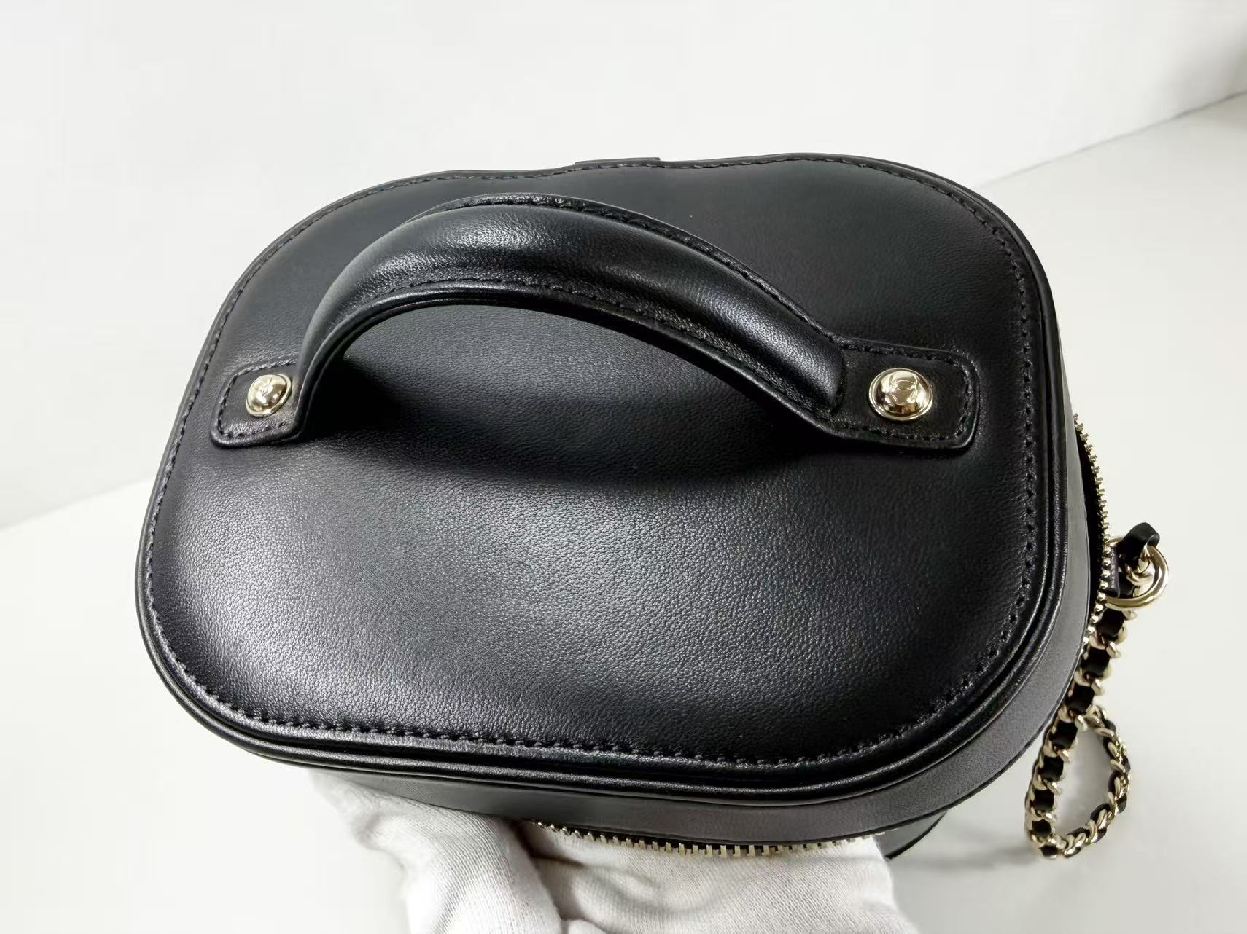 Stored Item, Black, Large Coco Vanity Case, 2-way, W15/H16/D12cm (approx.), Serial Number in the 27s range. Includes dust bag, booklet, authenticity card, and sticker. Gold hardware. Handbag/Shoulder bag. Item Number: 27488316. — view 7
