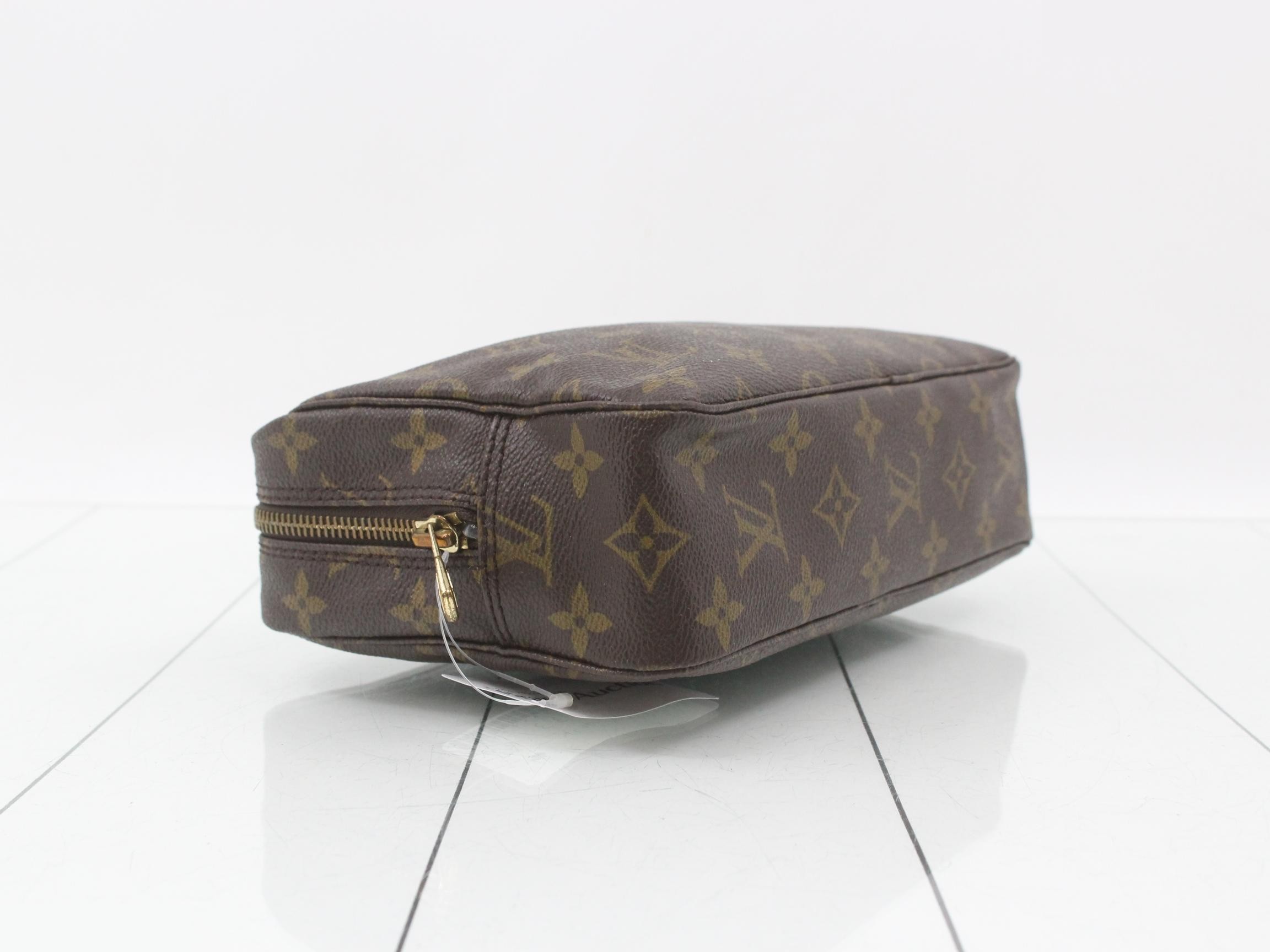 M47524 Louis Vuitton Monogram Trousse Toilette 23 Pouch Second — view 5