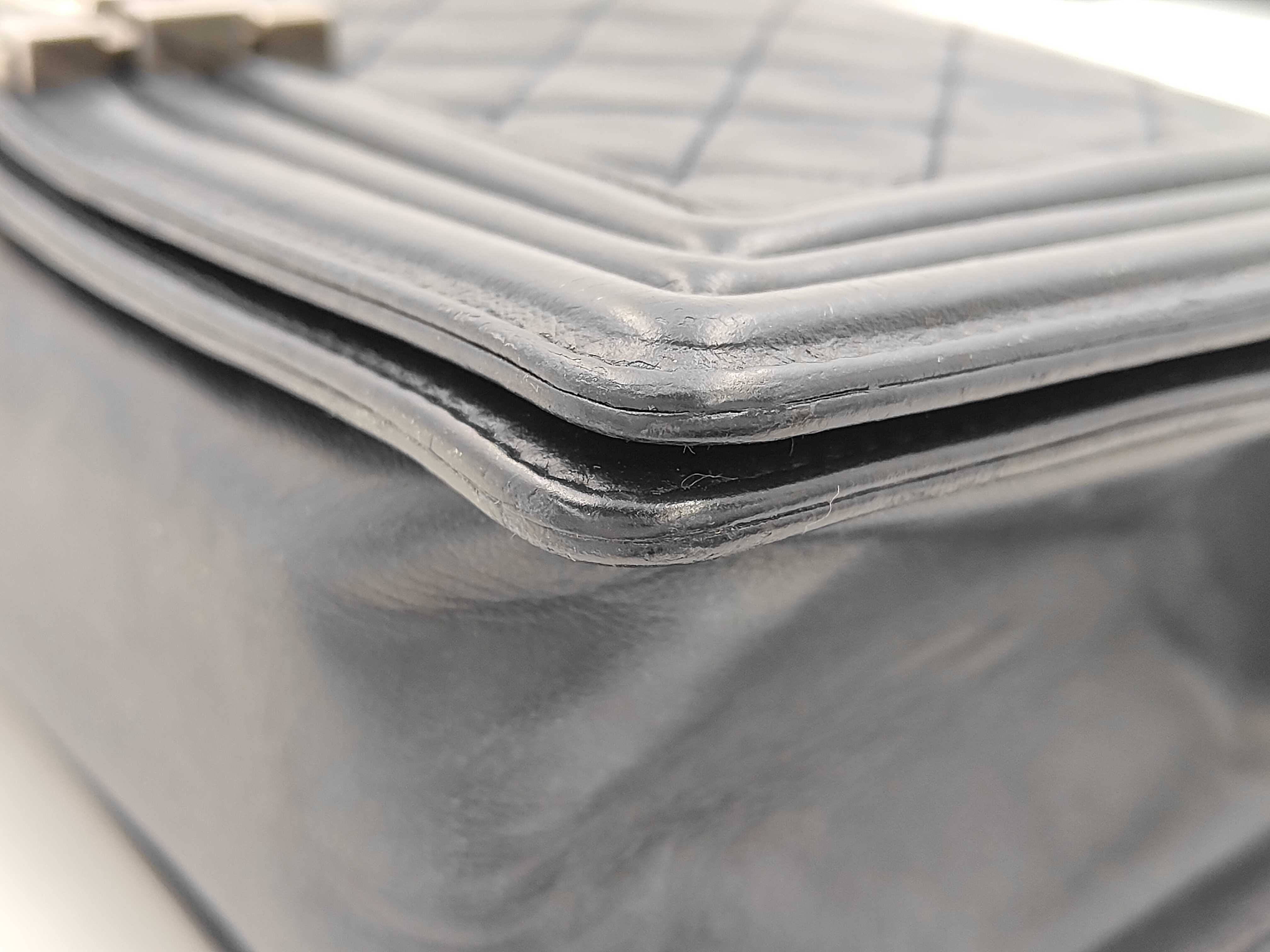 Boy Chanel Navy Shoulder Bag — view 7