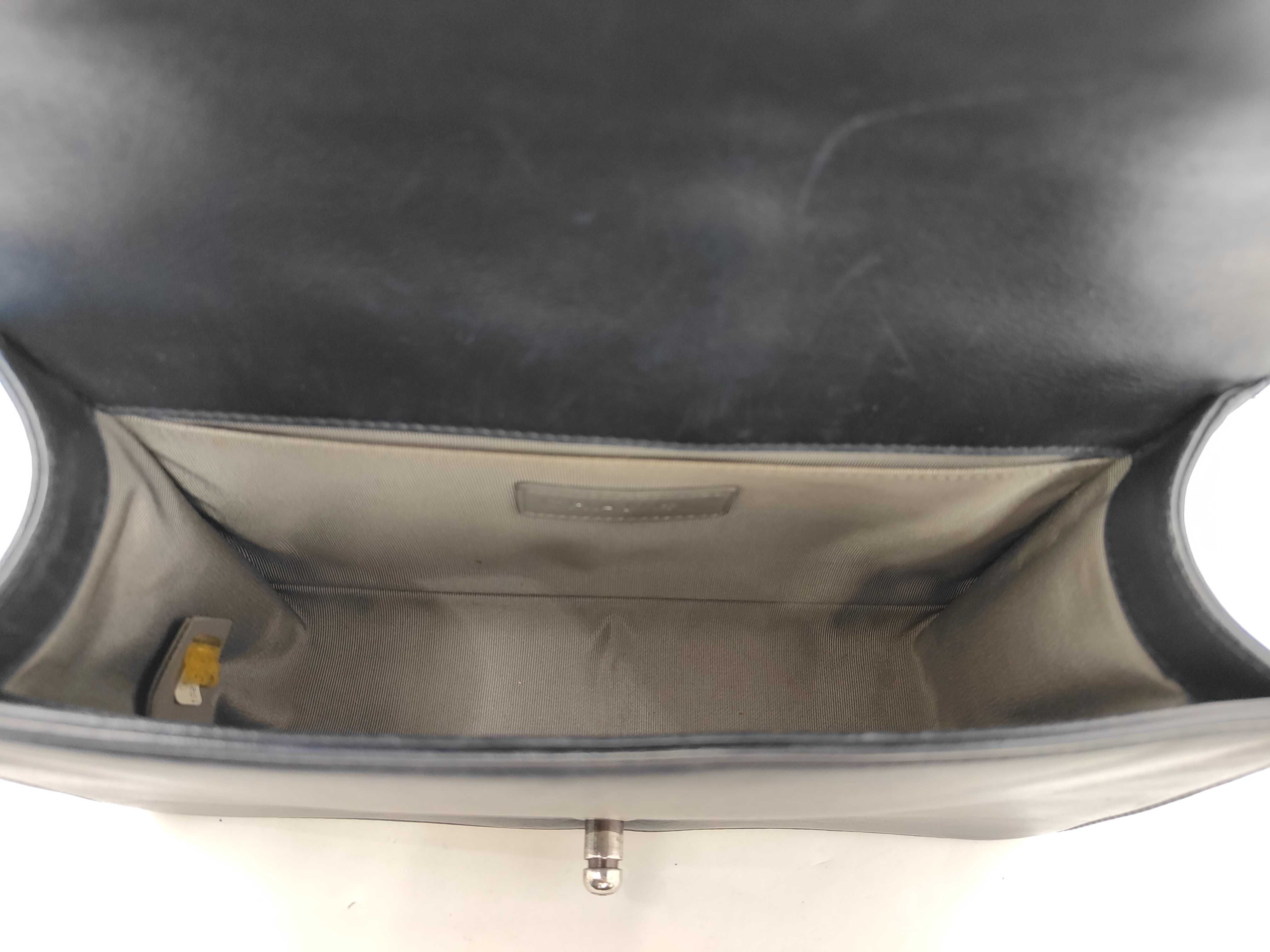 Boy Chanel Navy Shoulder Bag — view 10