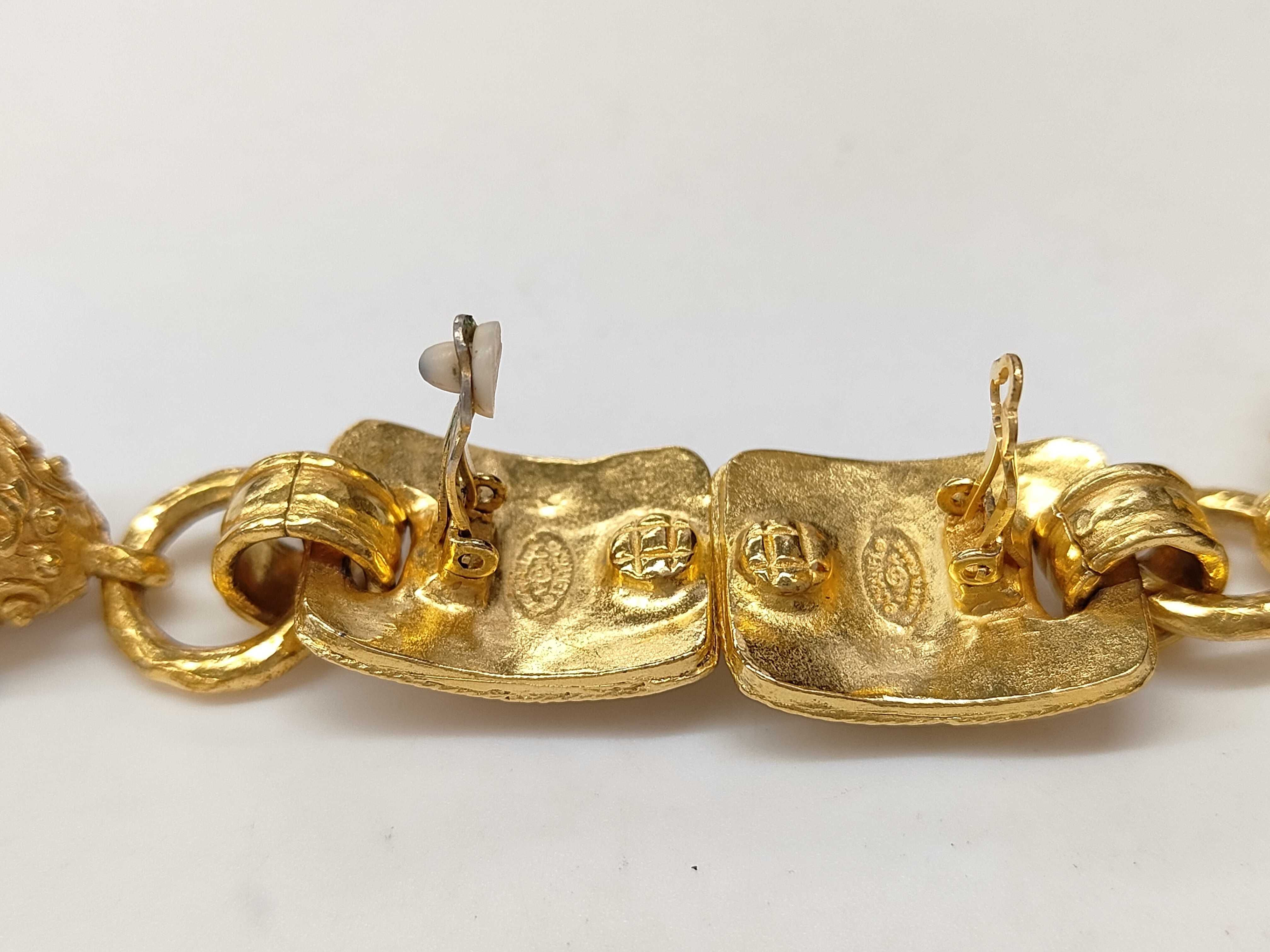 94A Coco Mark Earrings Bell Gold Color Earrings — view 4