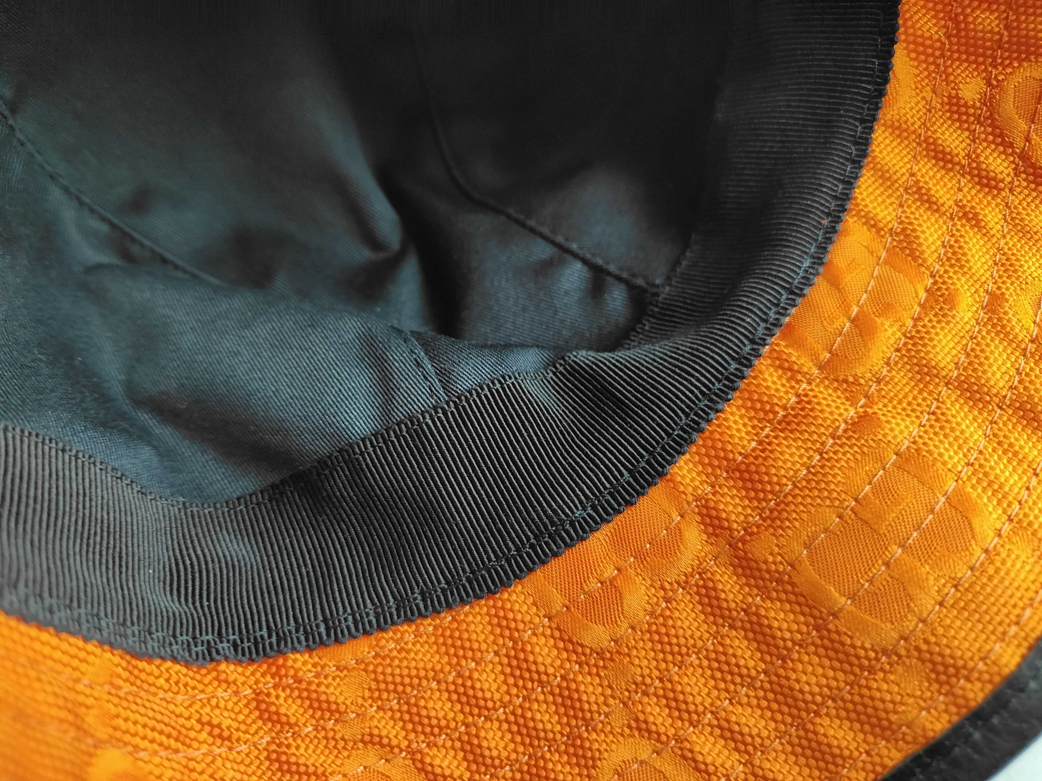 hats, caps, and other accessories — view 9