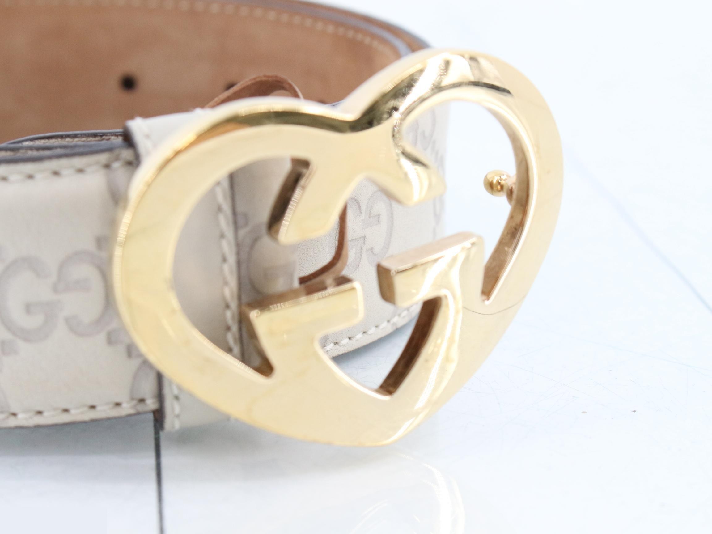 Interlocking G Lovely Heart Buckle Belt — view 3