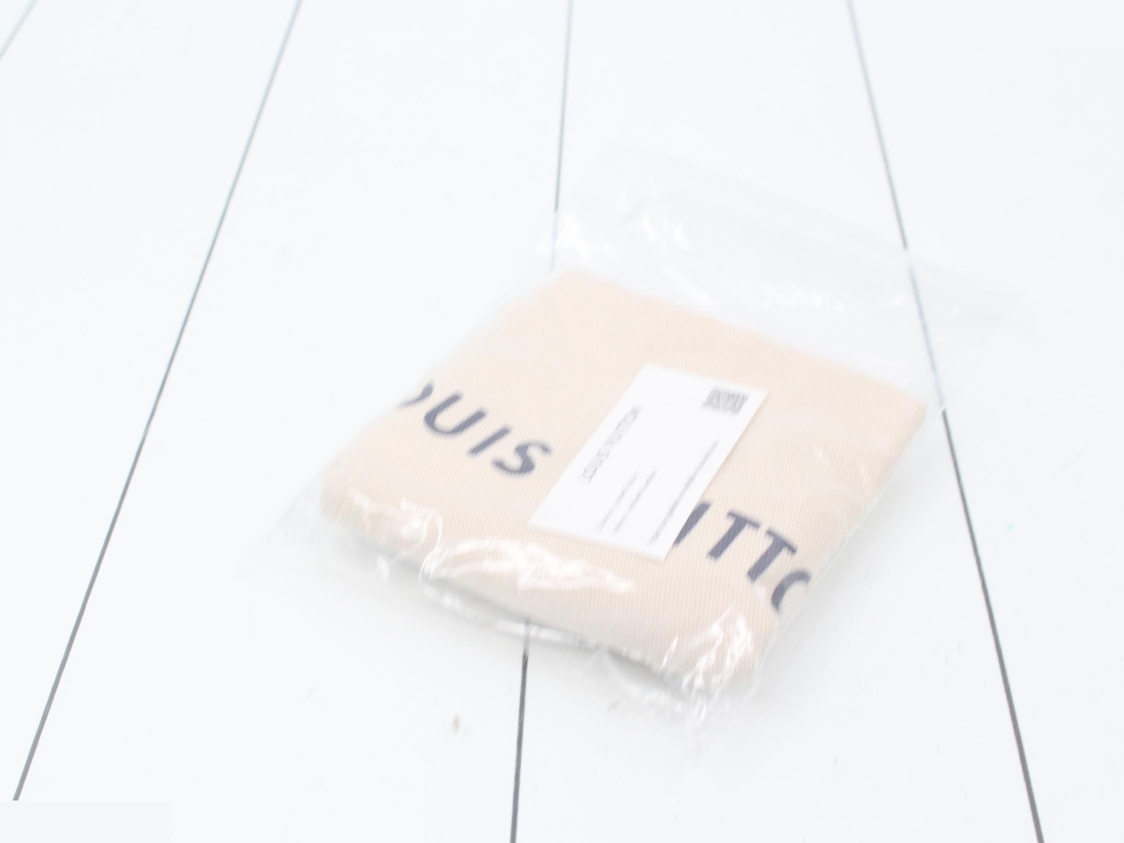 Stored item: Mini Boîte Chapeau Monogram Reverse RFID verified — view 7