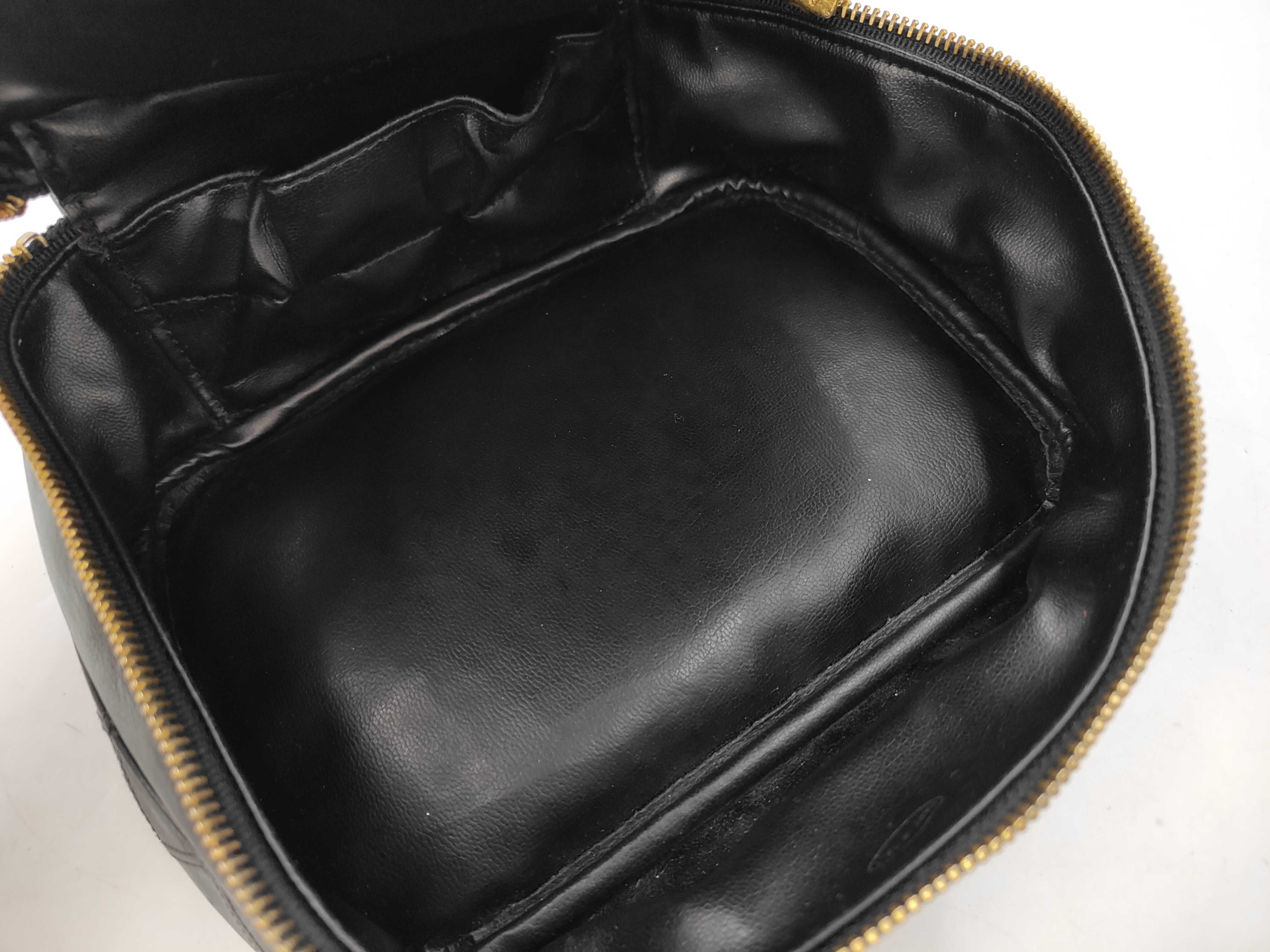 Bicolore Vanity Bag, Black — view 9
