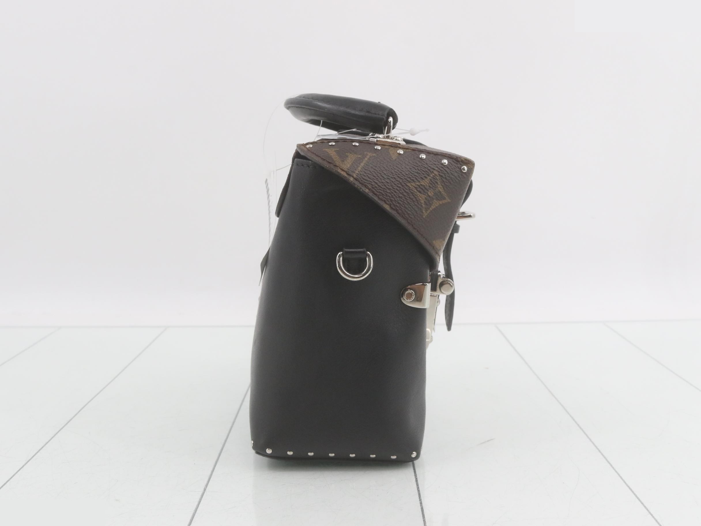 Shoulder bag — view 4