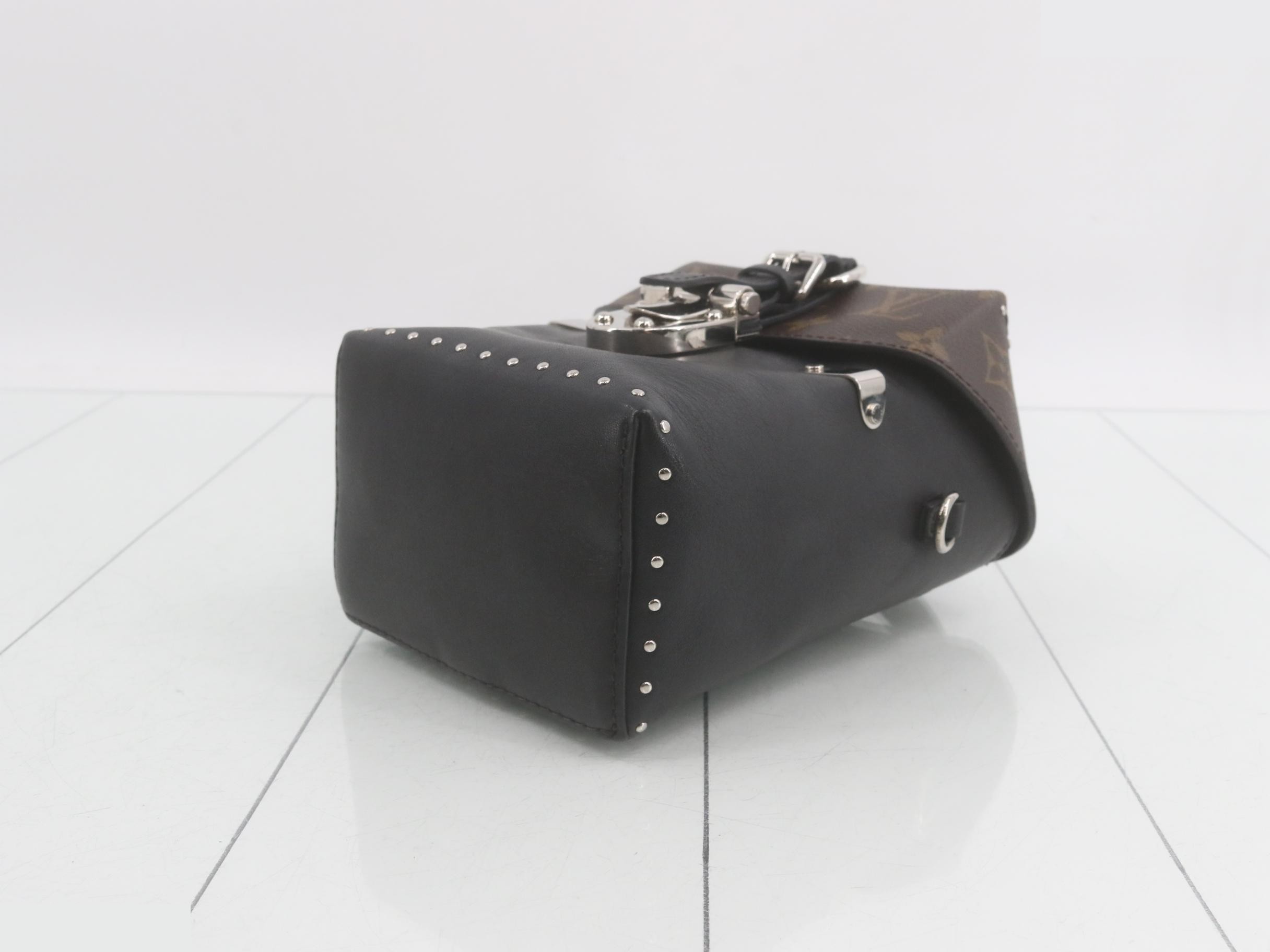 Shoulder bag — view 6