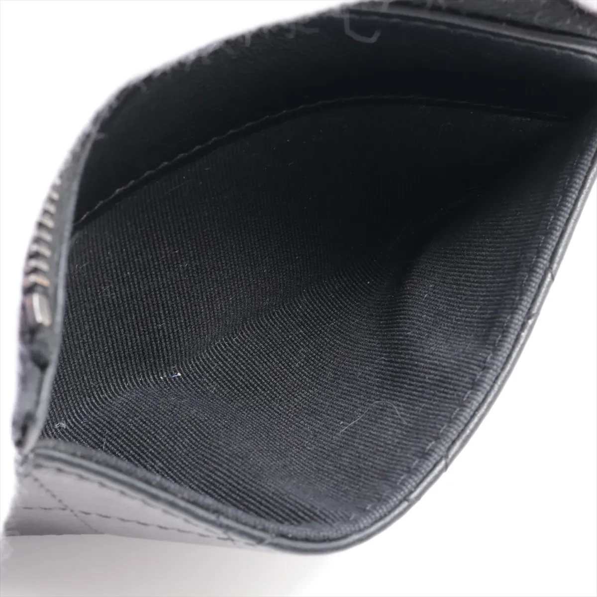 Matelasse Leather Fragment Case Black Hardware X6P8CT48 — view 4