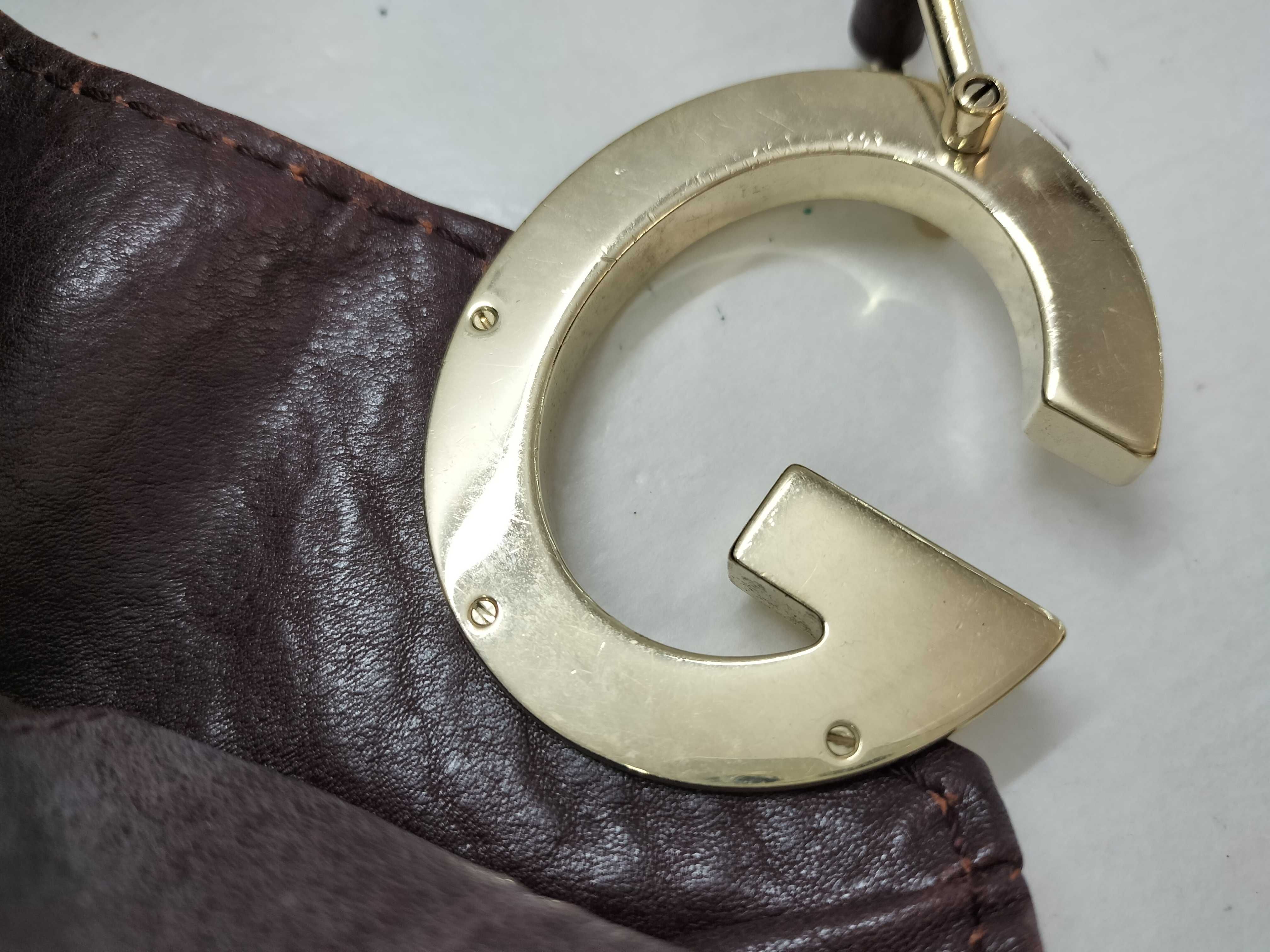 GG Canvas Gucci Handbag Shoulder Bag — view 14