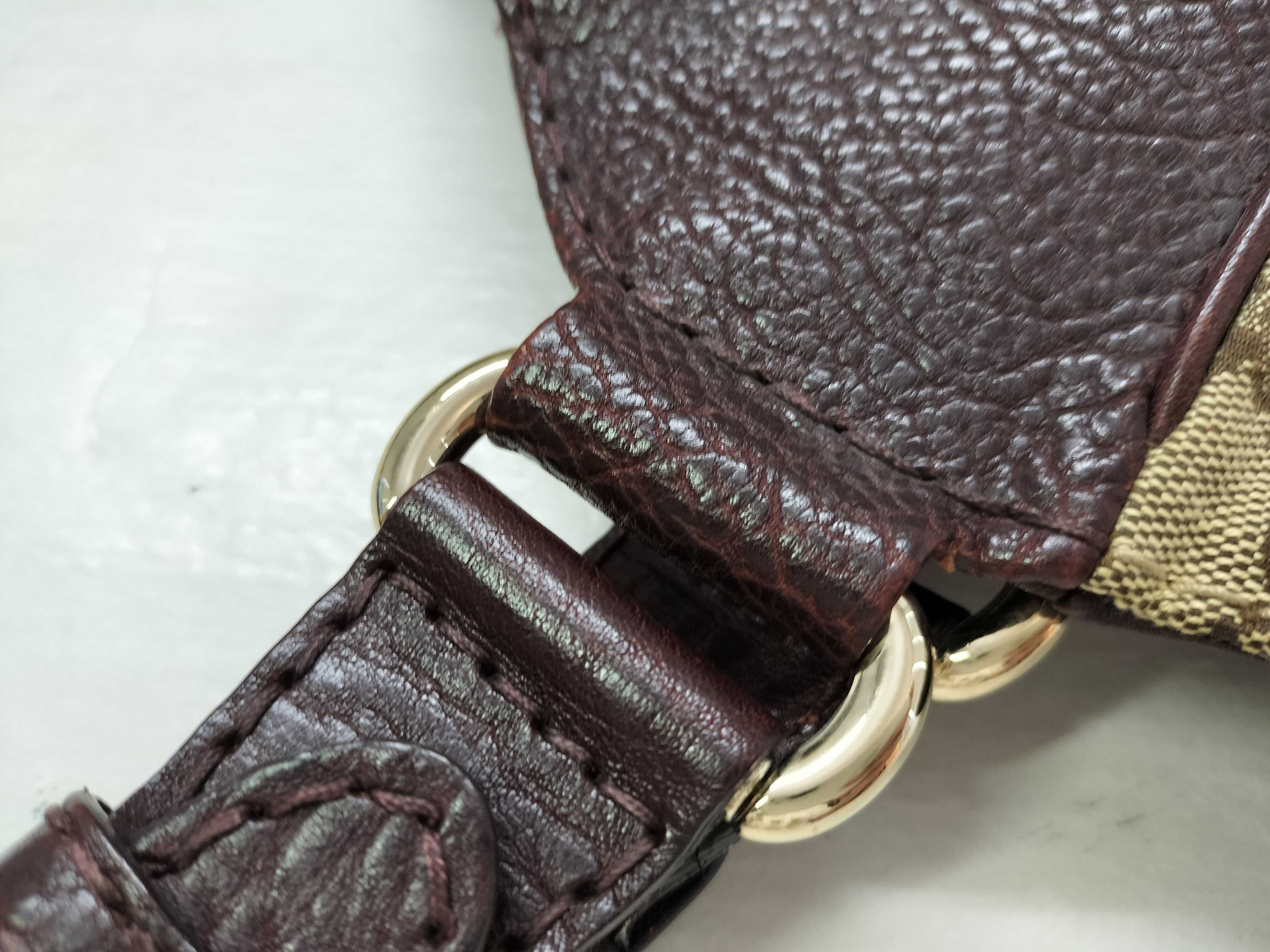 GG Canvas Gucci Handbag Shoulder Bag — view 5