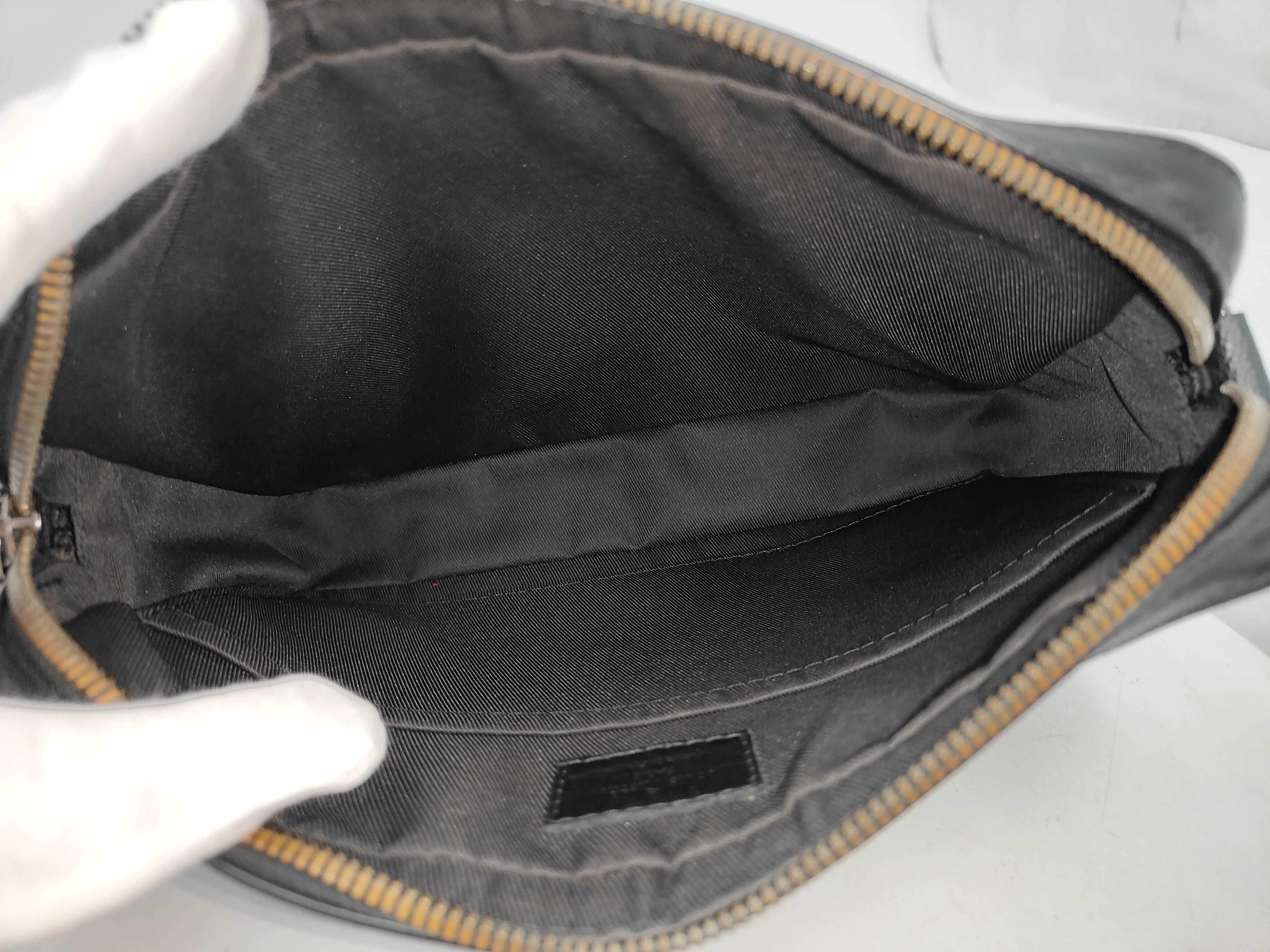 M69443 Trio Messenger RFID Shoulder Bag — view 9