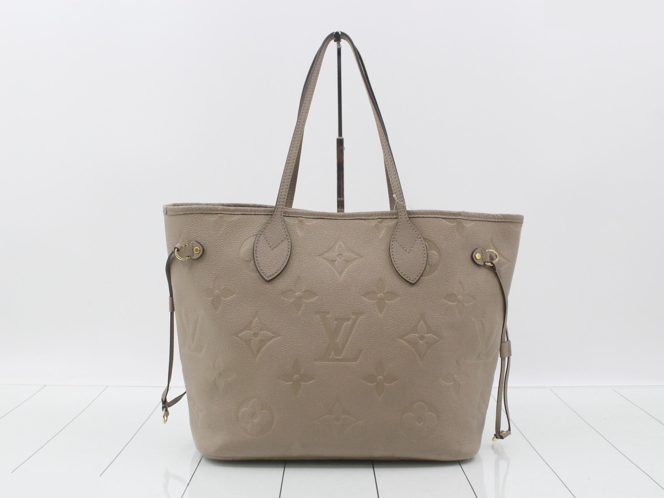 LV Neverfull MM Monogram Empreinte M45686 Beige — view 2