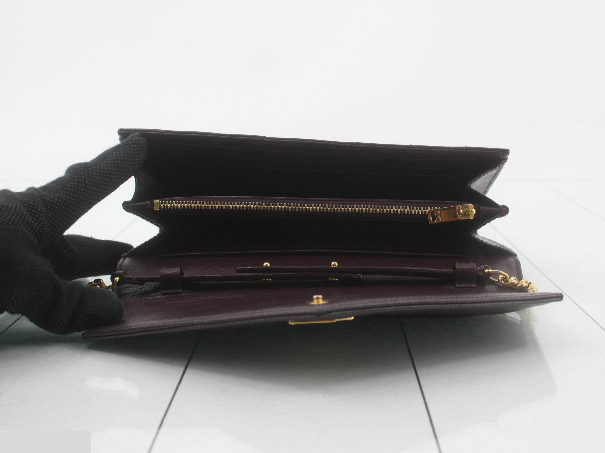 logo hardware chain wallet — view 4