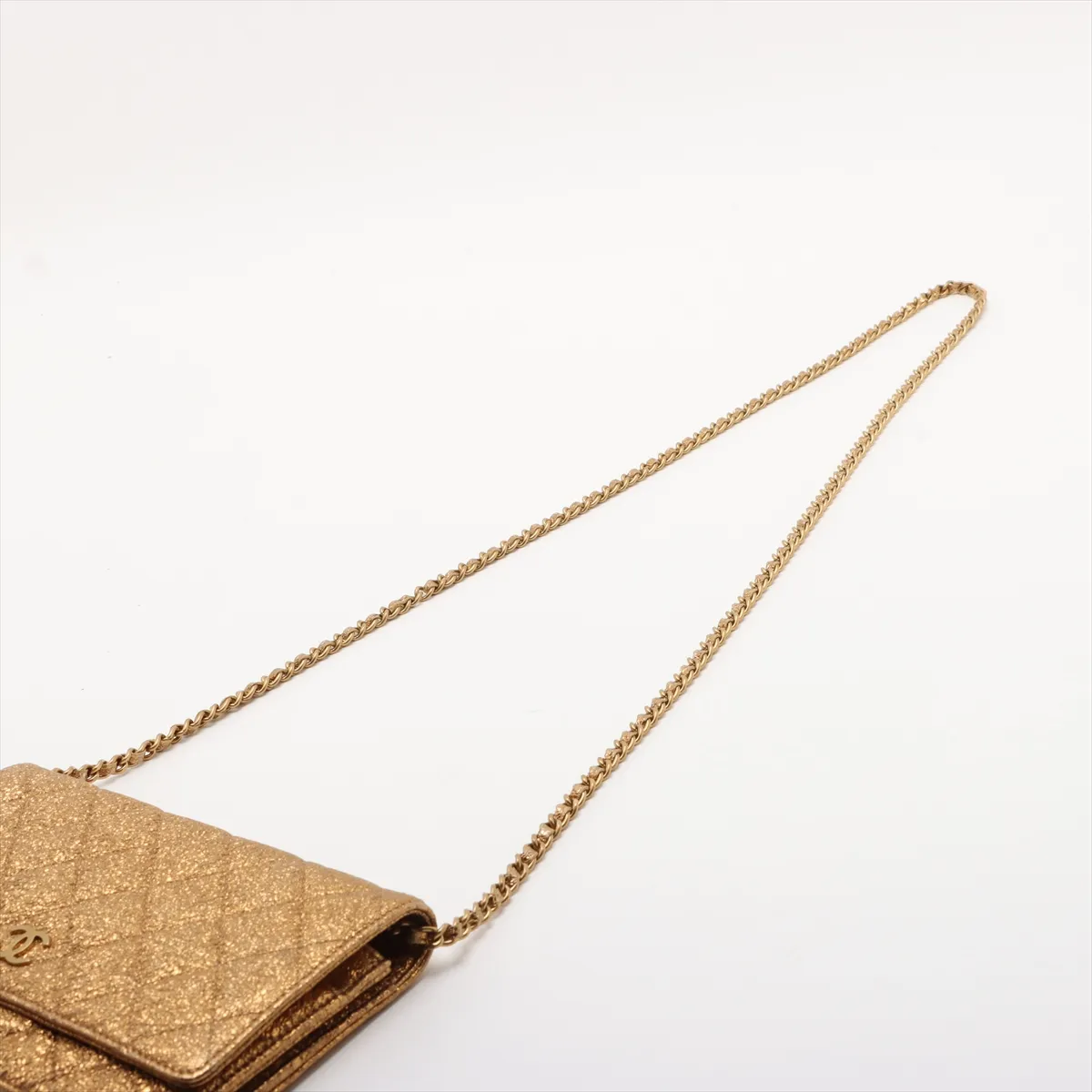 Matelassé Leather Chain Wallet, Gold, Gold Hardware, 11561632, Serial Number 11 — view 5