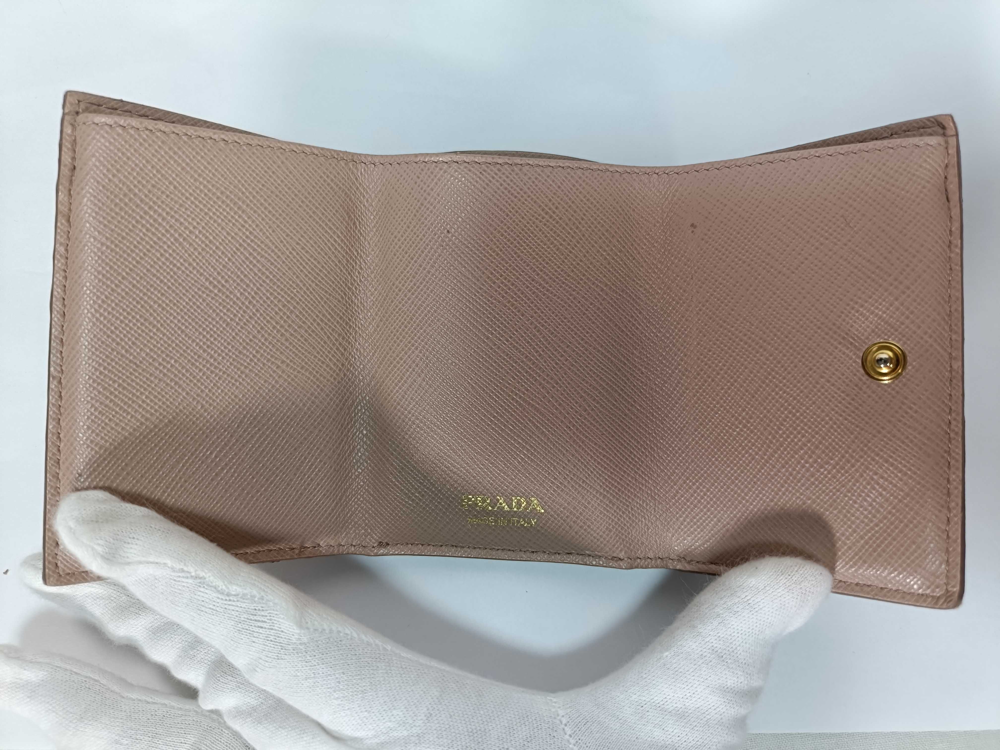 Saffiano Tri-fold Wallet Pink — view 8