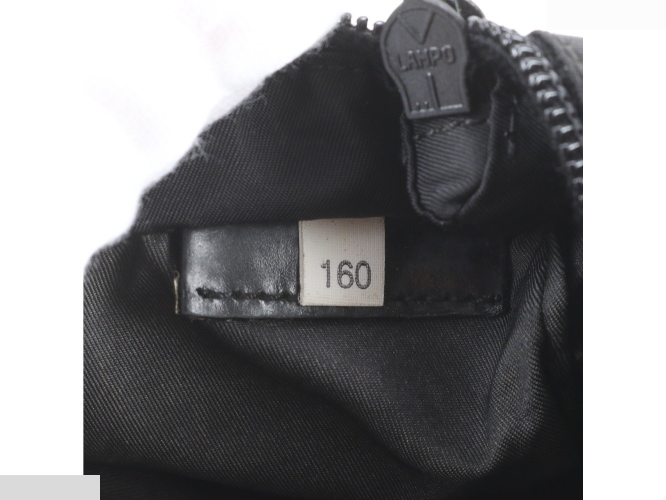 Guarantee card included Tessuto Nylon BT0420 Leather Shoulder Bag — view 9